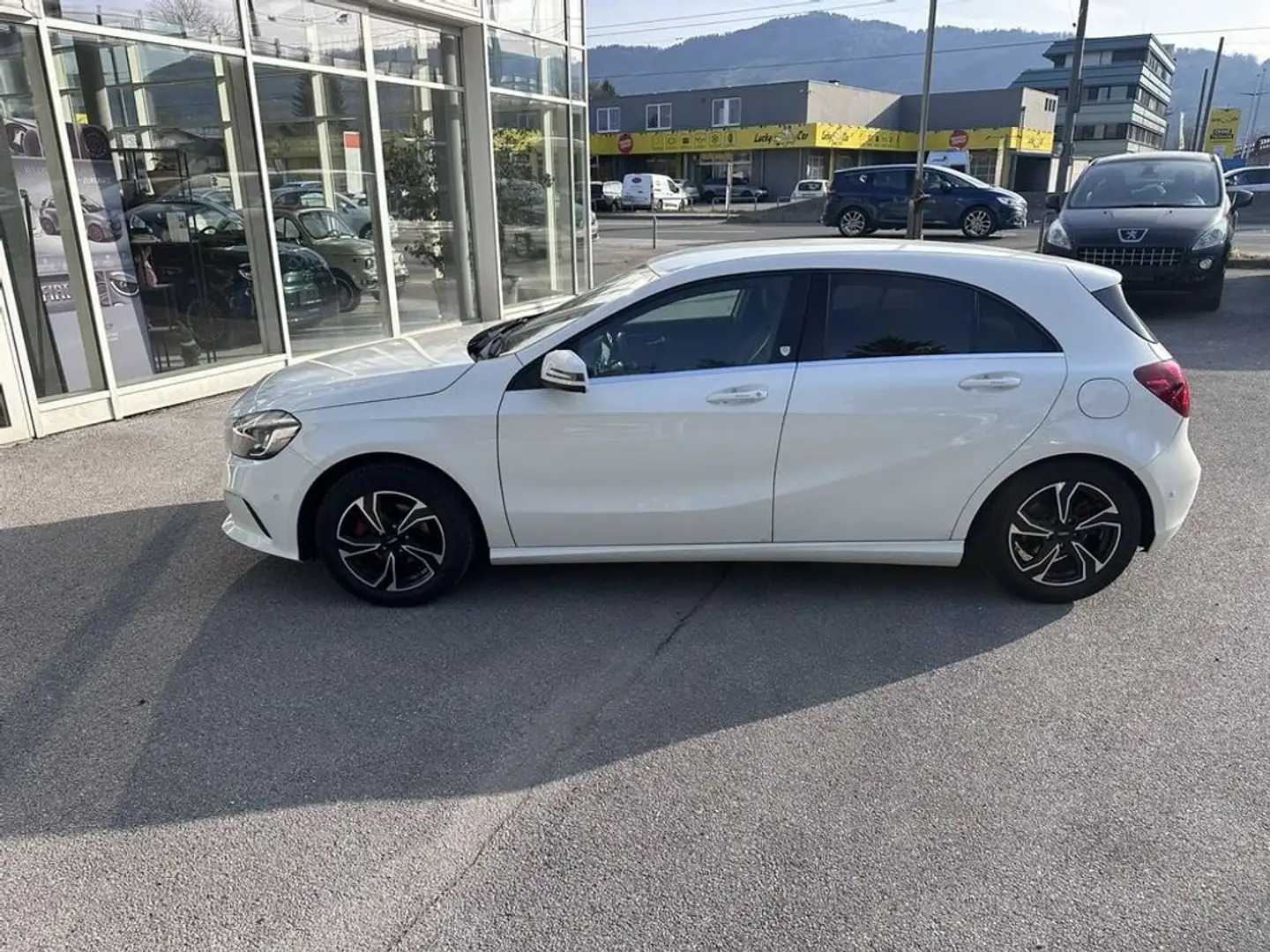 Mercedes-Benz A 180 CDI / d BlueEfficiency (176.012) Weiß - 2