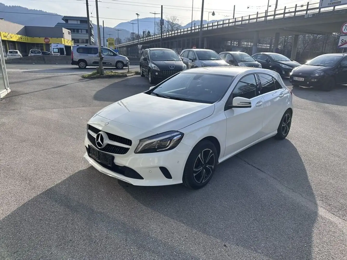 Mercedes-Benz A 180 CDI / d BlueEfficiency (176.012) Weiß - 1