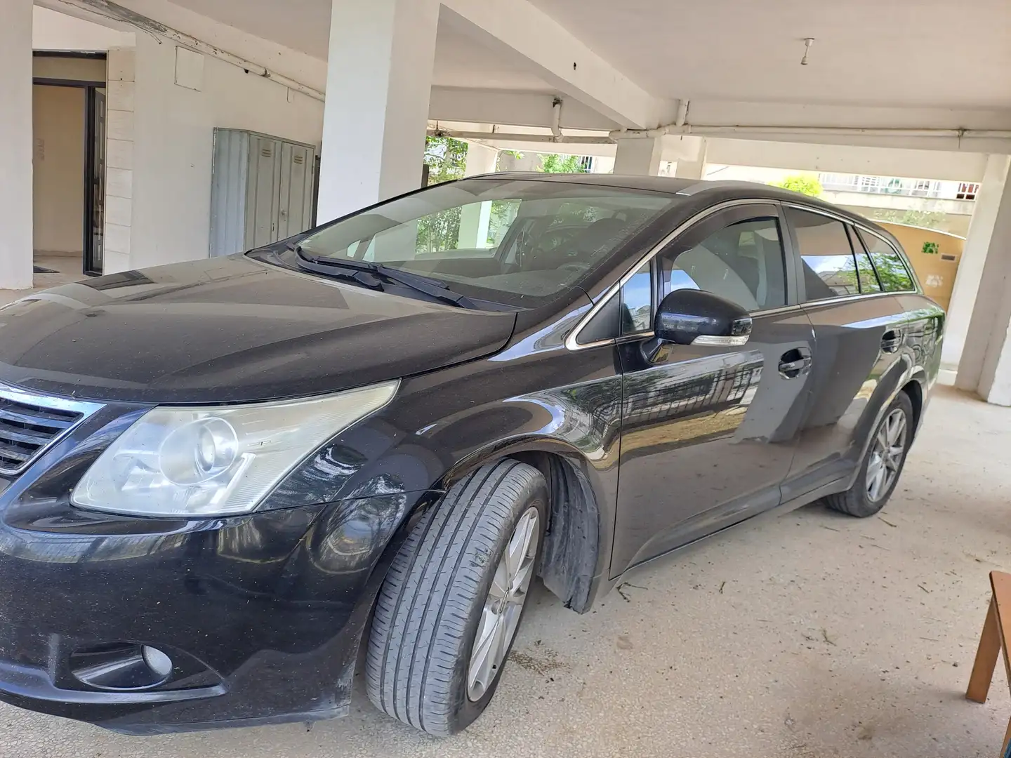 Toyota Avensis Avensis Combi 2.2 D-4D Executive - 1