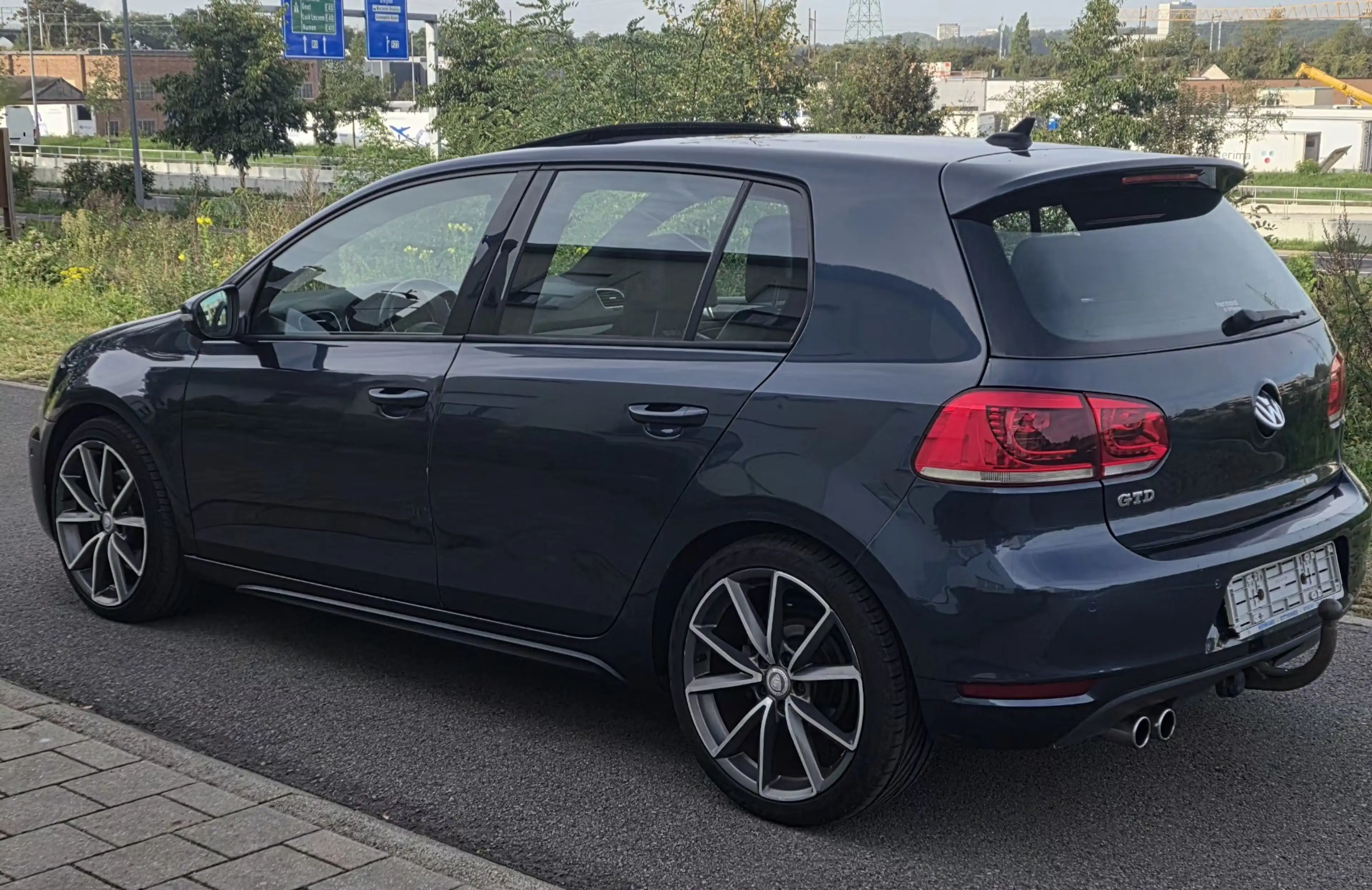 Volkswagen Golf GTD Golf 2.0 TDi DPF — photo 4