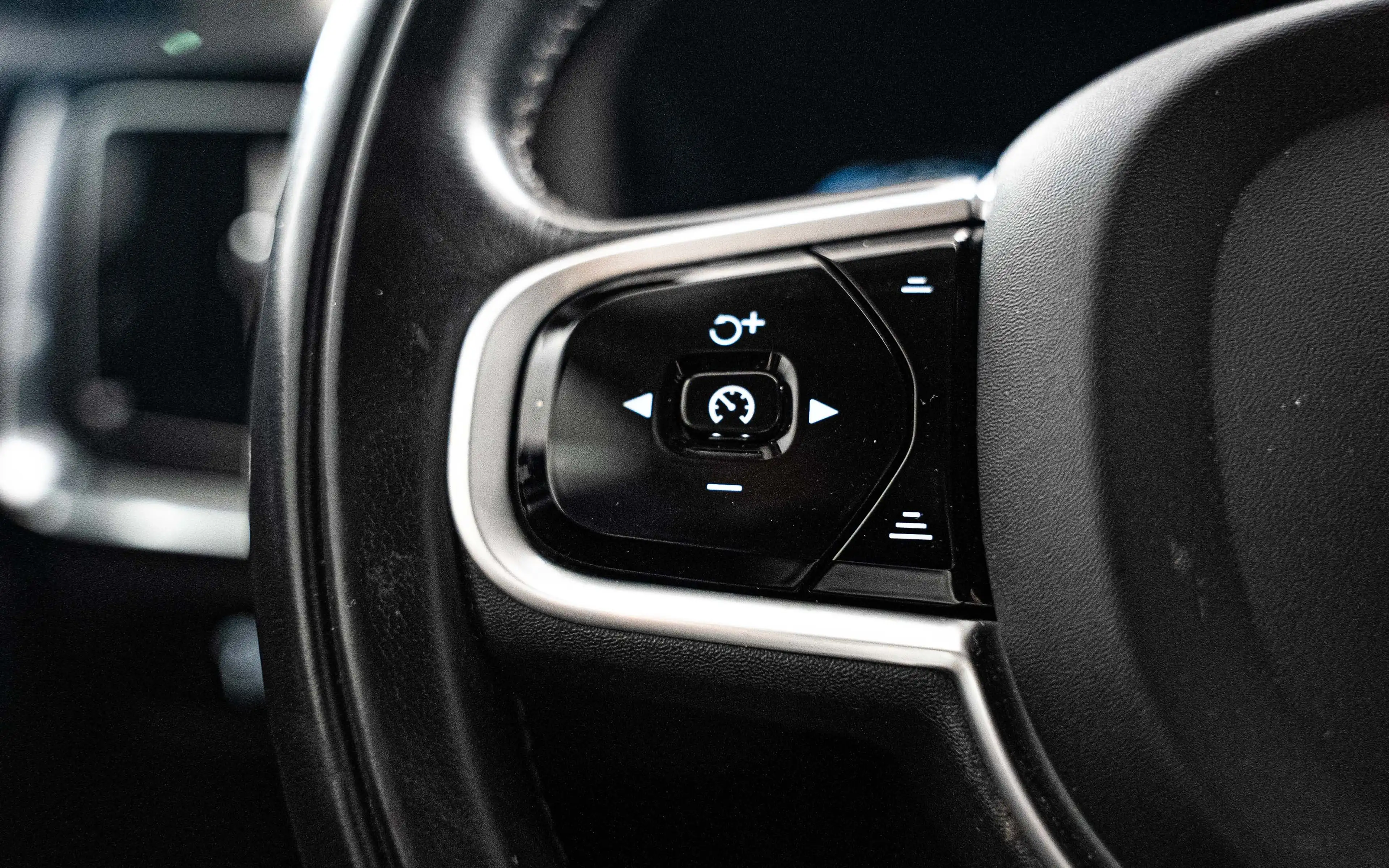 Volvo V60 Cross Country V60 Cross Country 2.0 D3 AWD Geartronic — photo 12