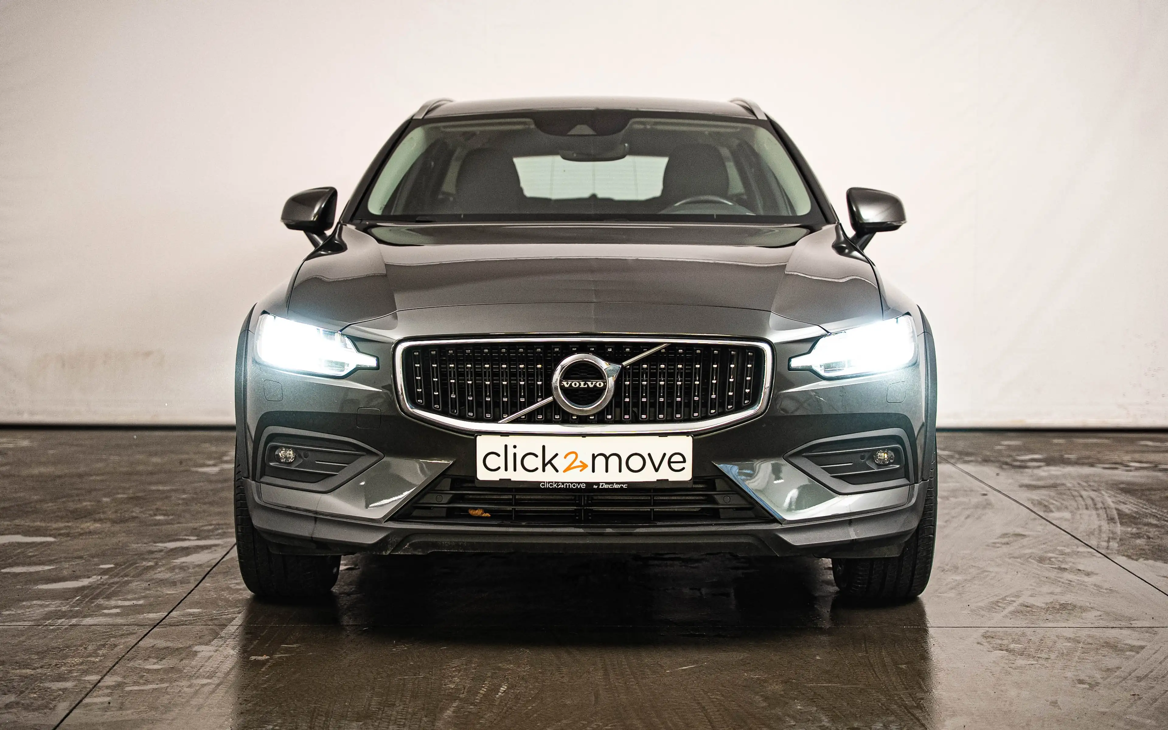 Volvo V60 Cross Country V60 Cross Country 2.0 D3 AWD Geartronic — photo 2