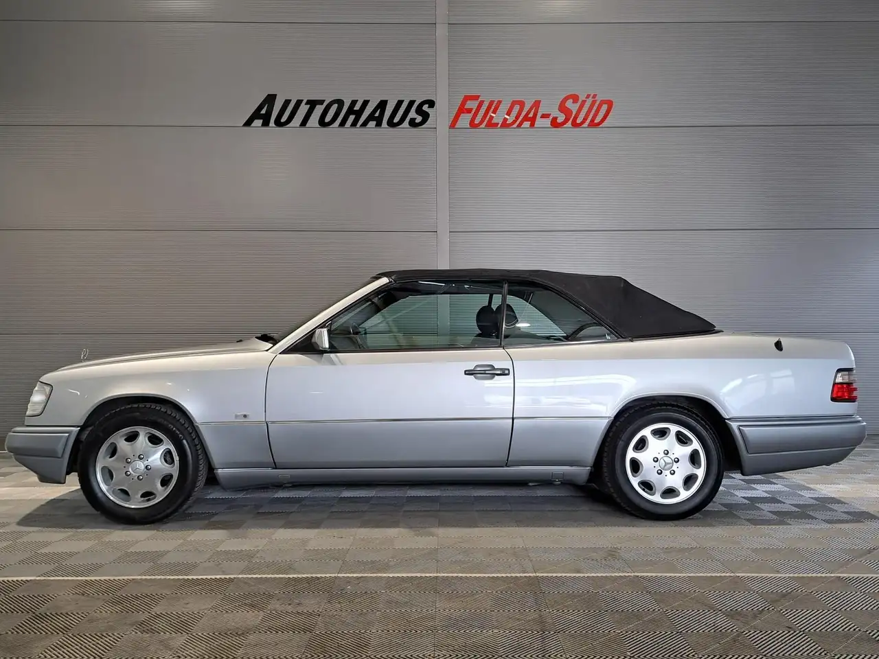 Mercedes-Benz E 220 Cabrio W124 °Shzg°Klima°Tempomat°Automatik, foto 6