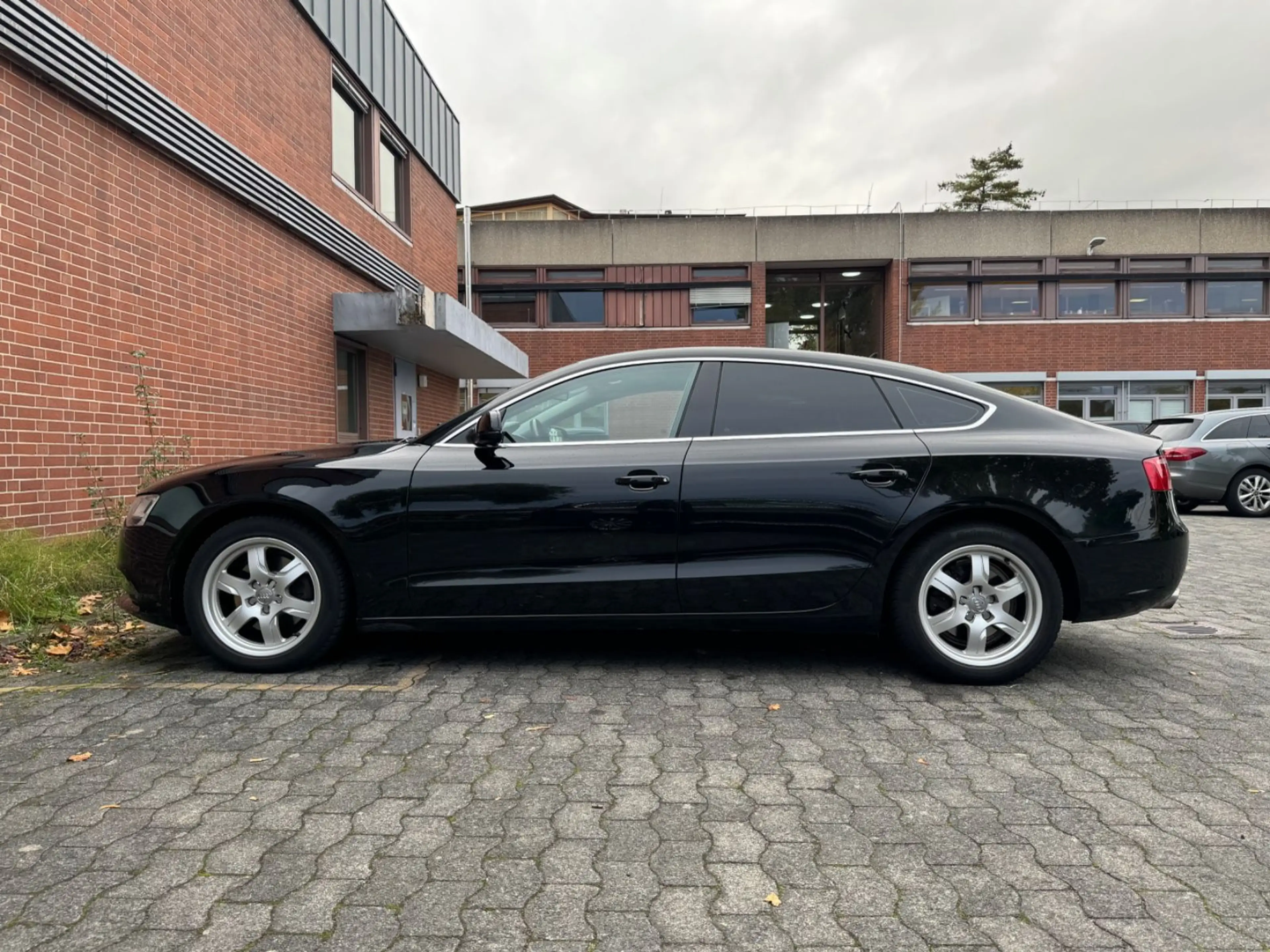 Audi A5 Sportback 1.8 TFSI *SHZ*PDC*ALU* — photo 8