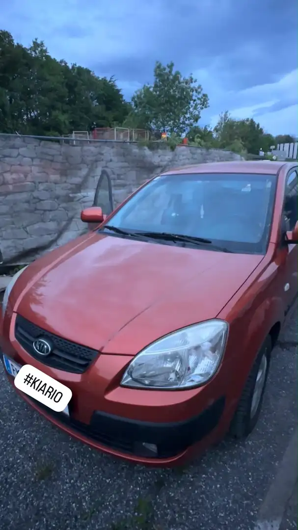 Kia Rio 1.4 V - 2