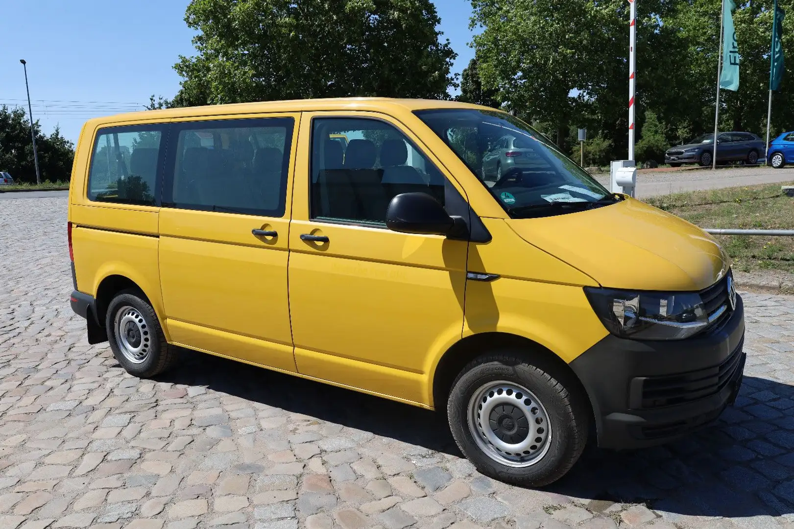Volkswagen T6 Transporter / 2.0 TDI/EU6/1.Hand Gelb - 2