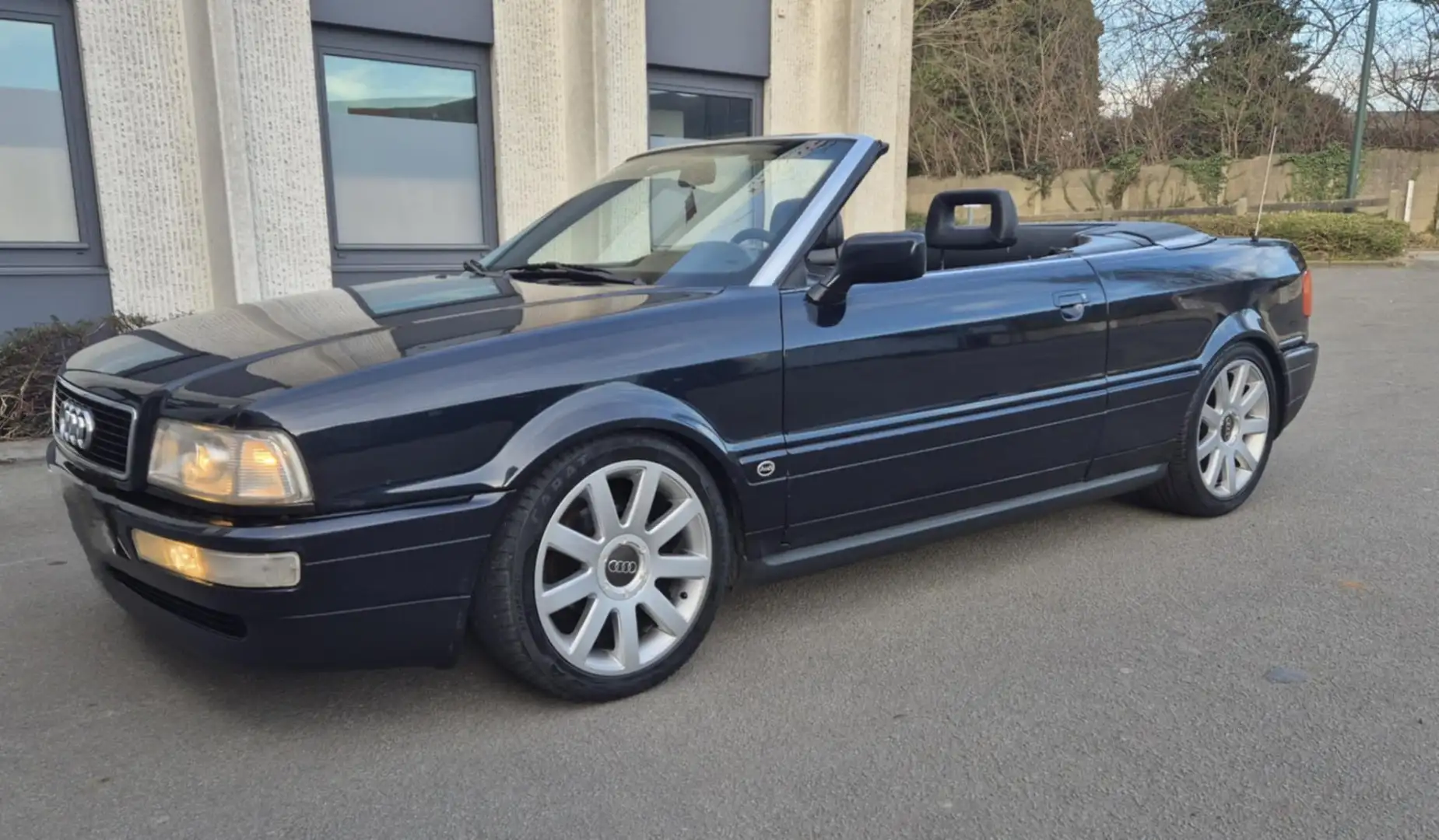 Audi 80 Cabriolet 2.3E 1991 Oldtimer automatique - 1