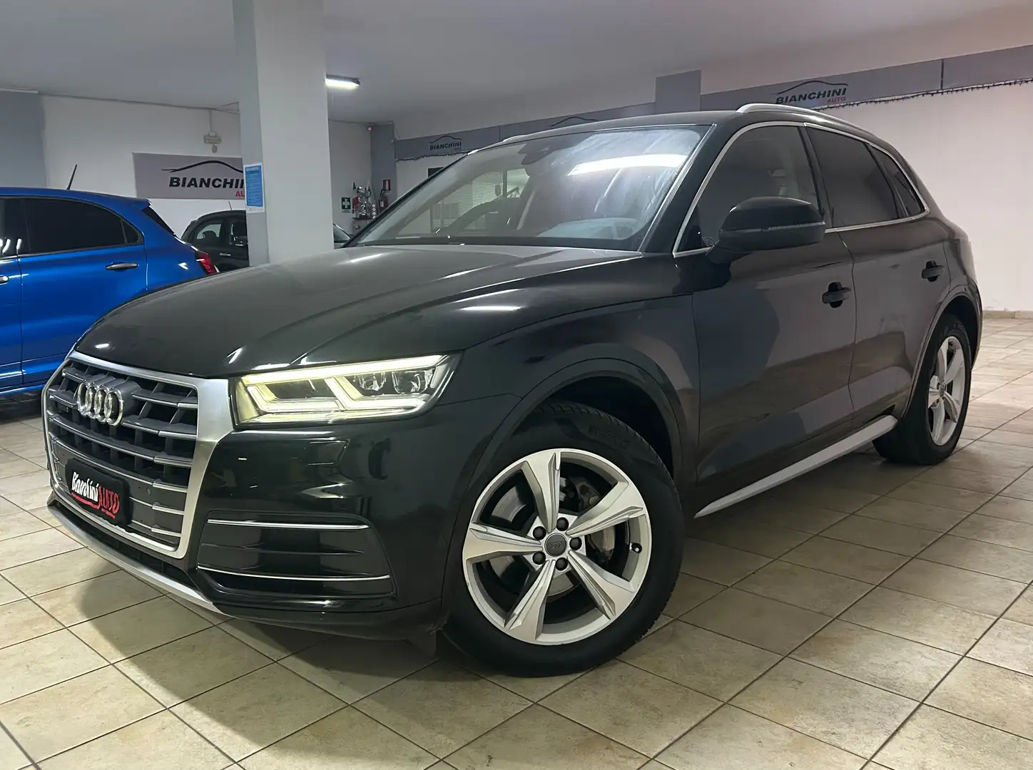 Audi Q5 40 2.0 tdi Sport quattro 190cv N1 MATRIX VC Noir - 1