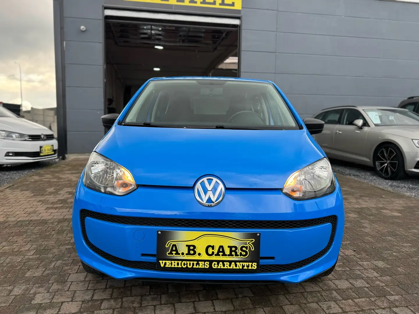 Volkswagen up! 1.0 Essence *GARANTIE 12Mois* Bleu - 2
