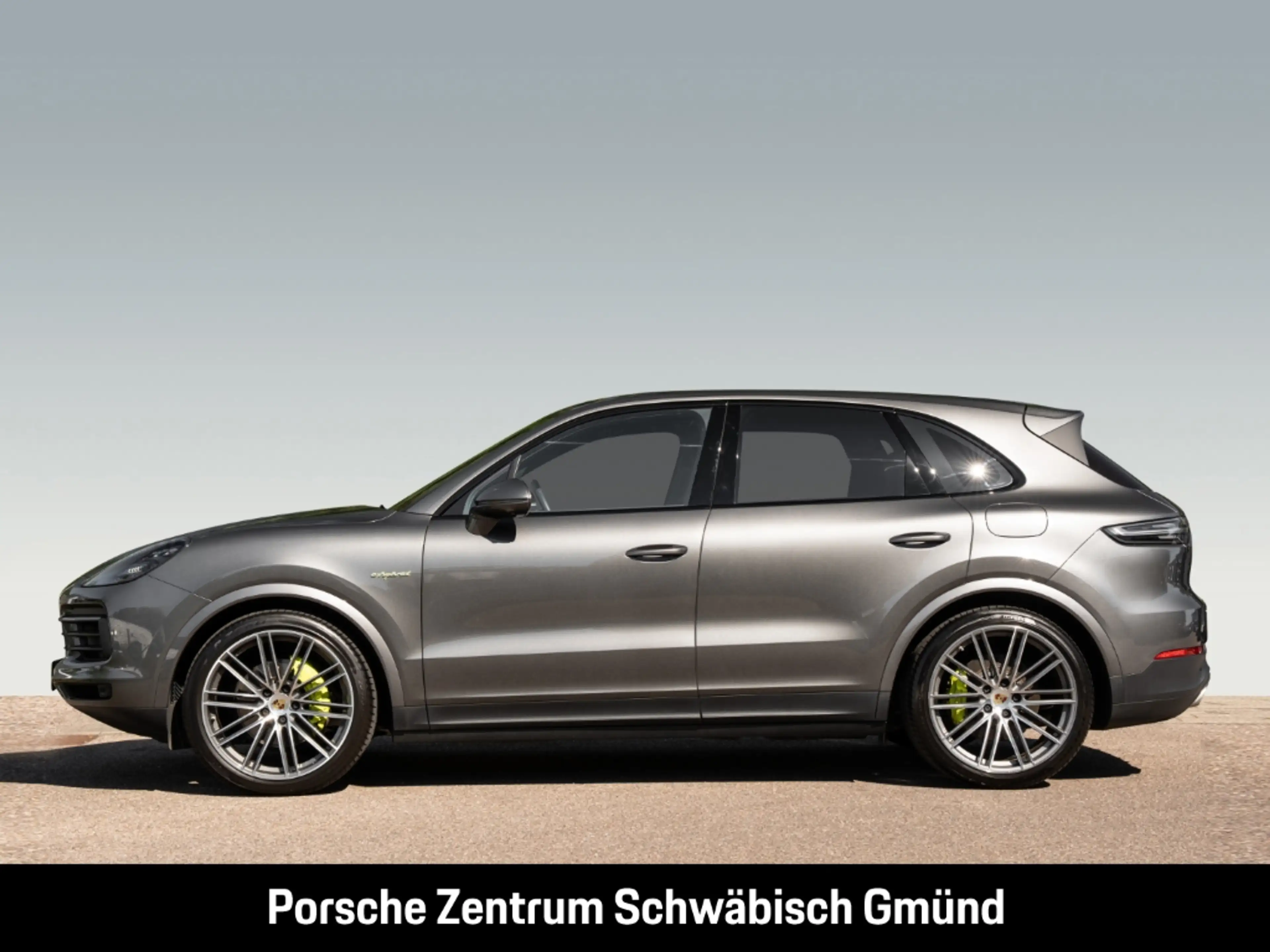 Porsche Cayenne E-Hybrid Nachtsicht InnoDrive HA-Lenkung — photo 2