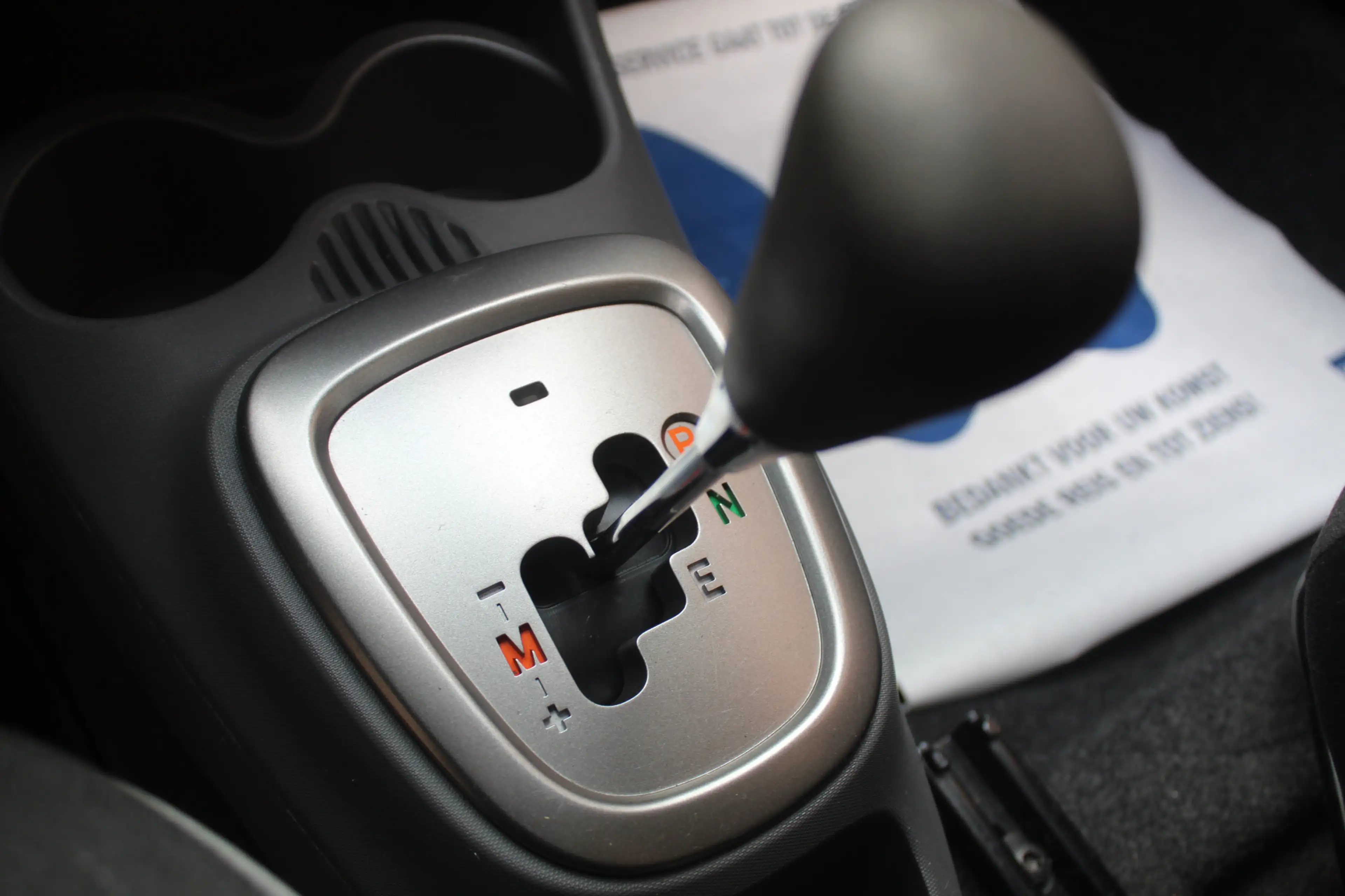 Peugeot 107 1.0-12V XS — photo 13