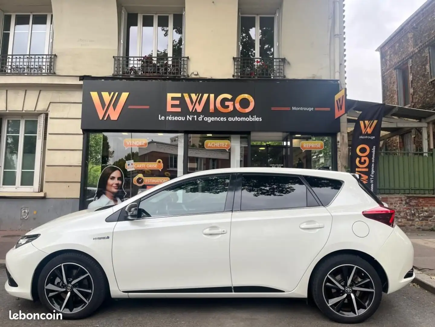 Toyota Auris 1.8 HSD 136H 100 FULL-HYBRID COLLECTION CVT BVA Blanc - 2