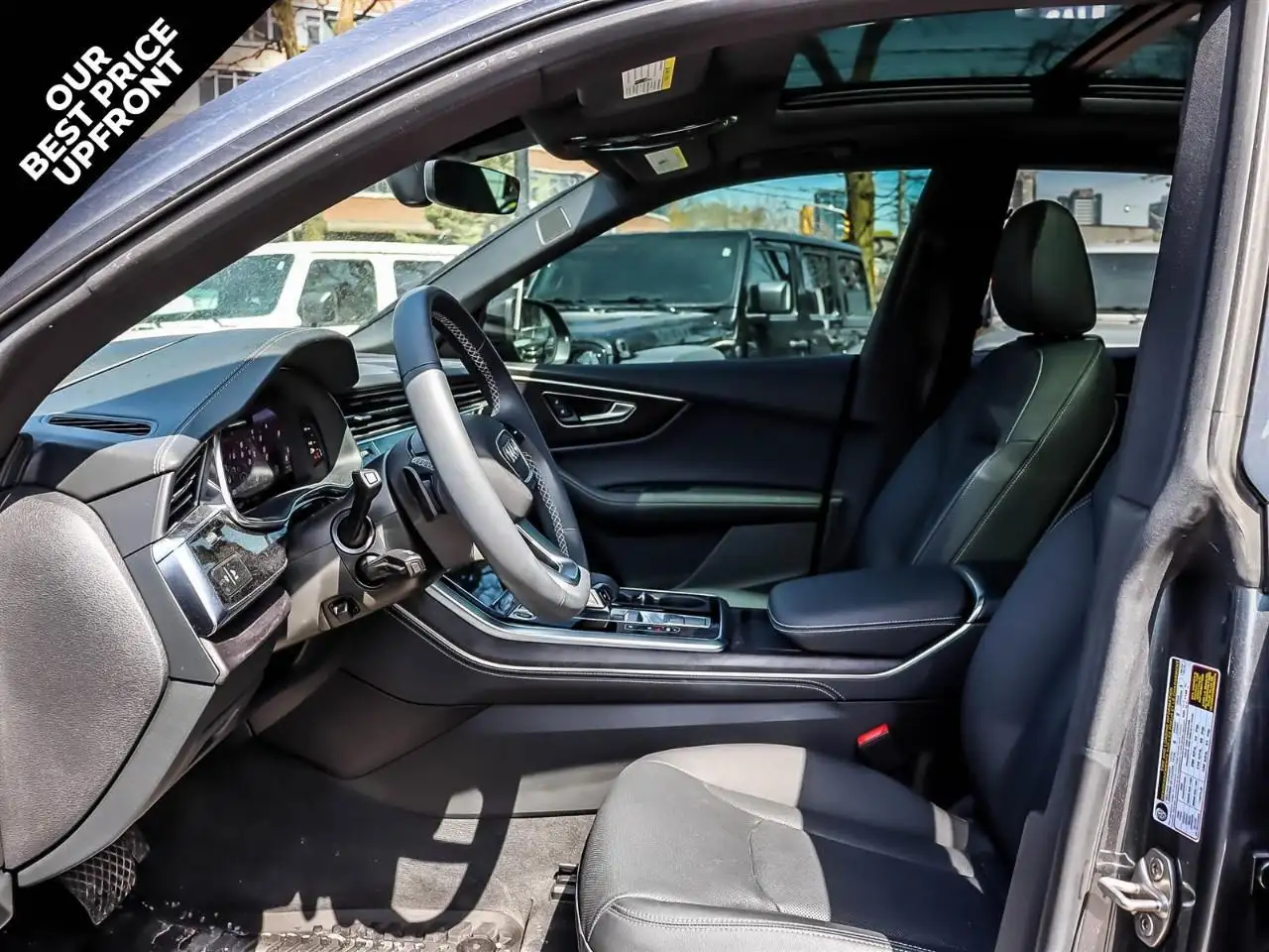Audi Q8 снимка Audi Q8
