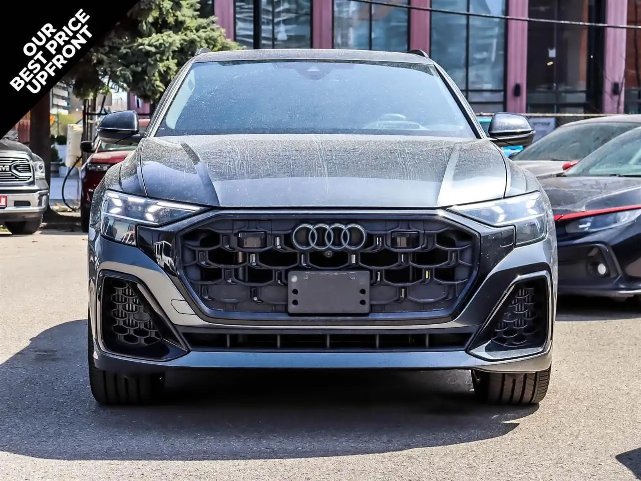 Audi Q8 снимка Audi Q8