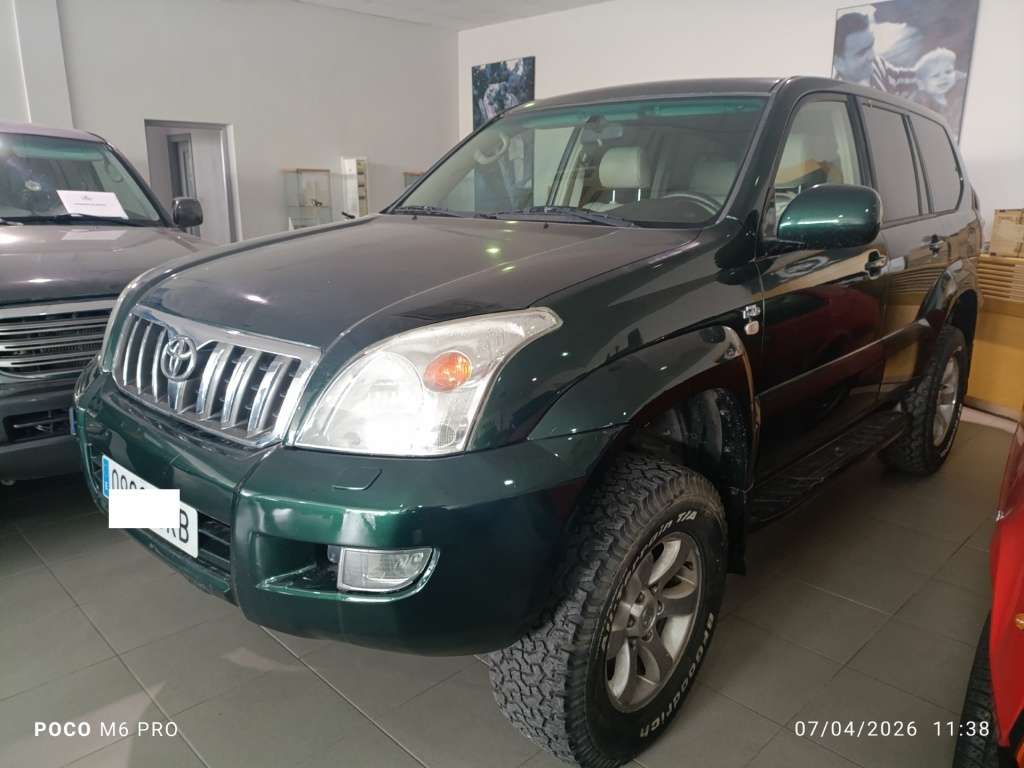 Toyota Land Cruiser 3.0D-4D VX - foto 1