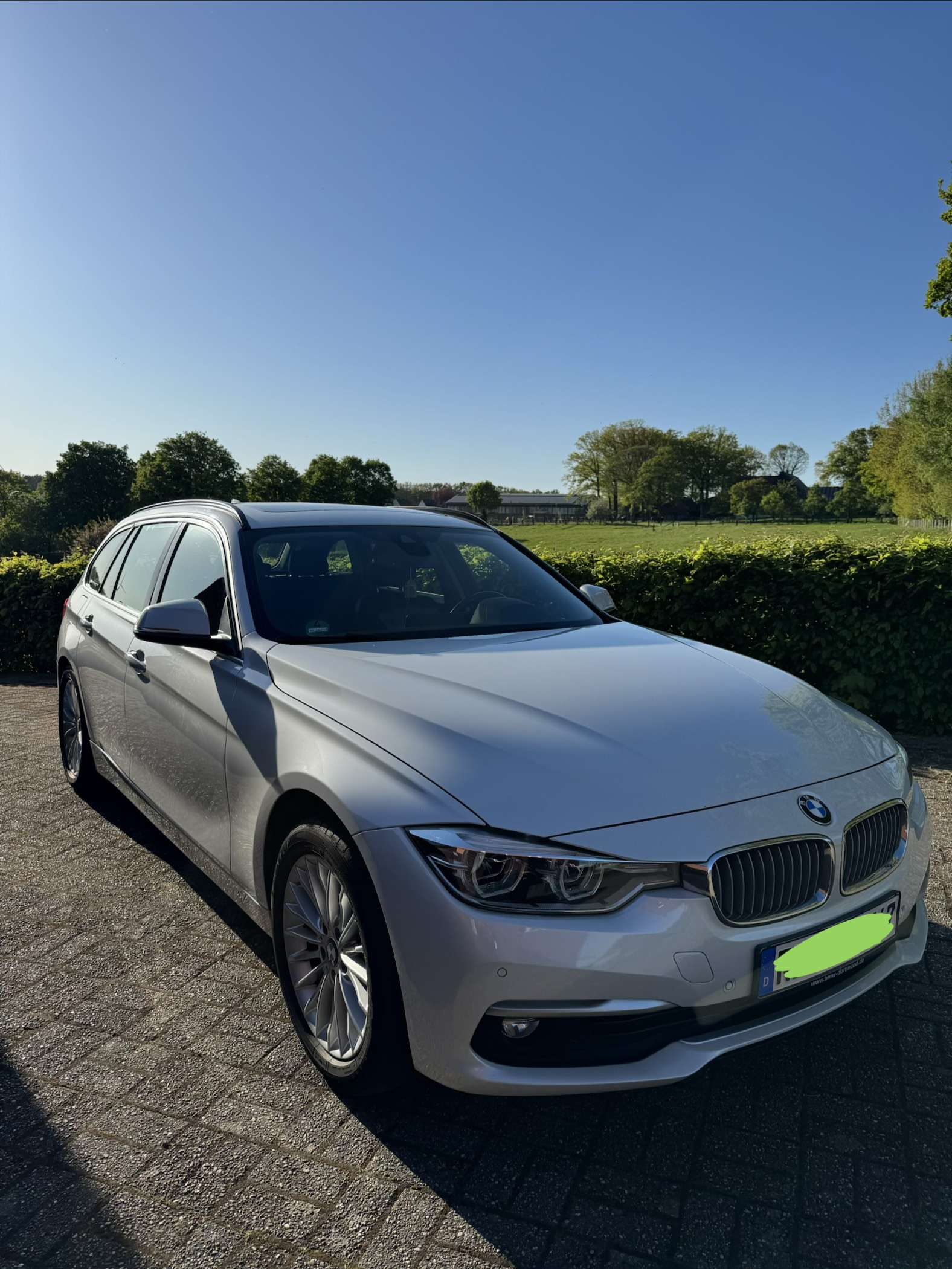 Second hand Bmw 3 Series 320