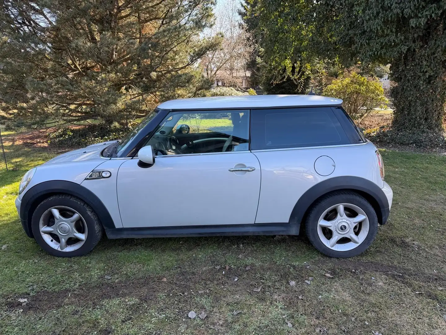 MINI Cooper Campten Edition R56 N12 1,6 Weiß - 1