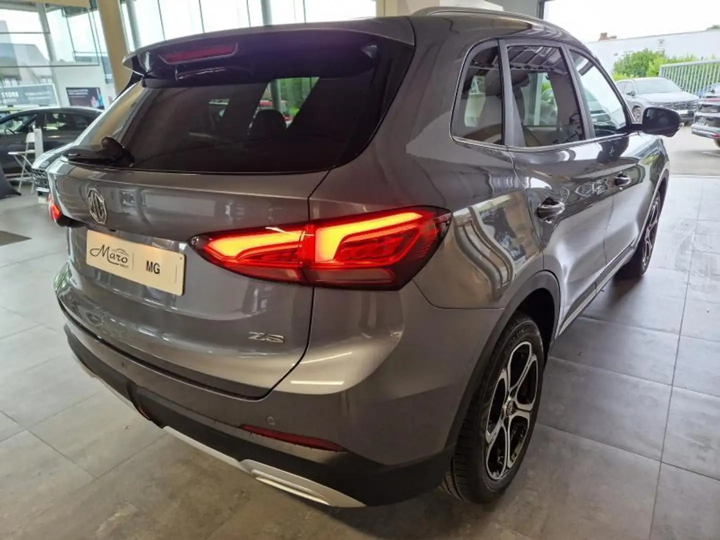 MG ZS 1.5i Comfort | GPS, cruise,... | STOCK! Gris - 2