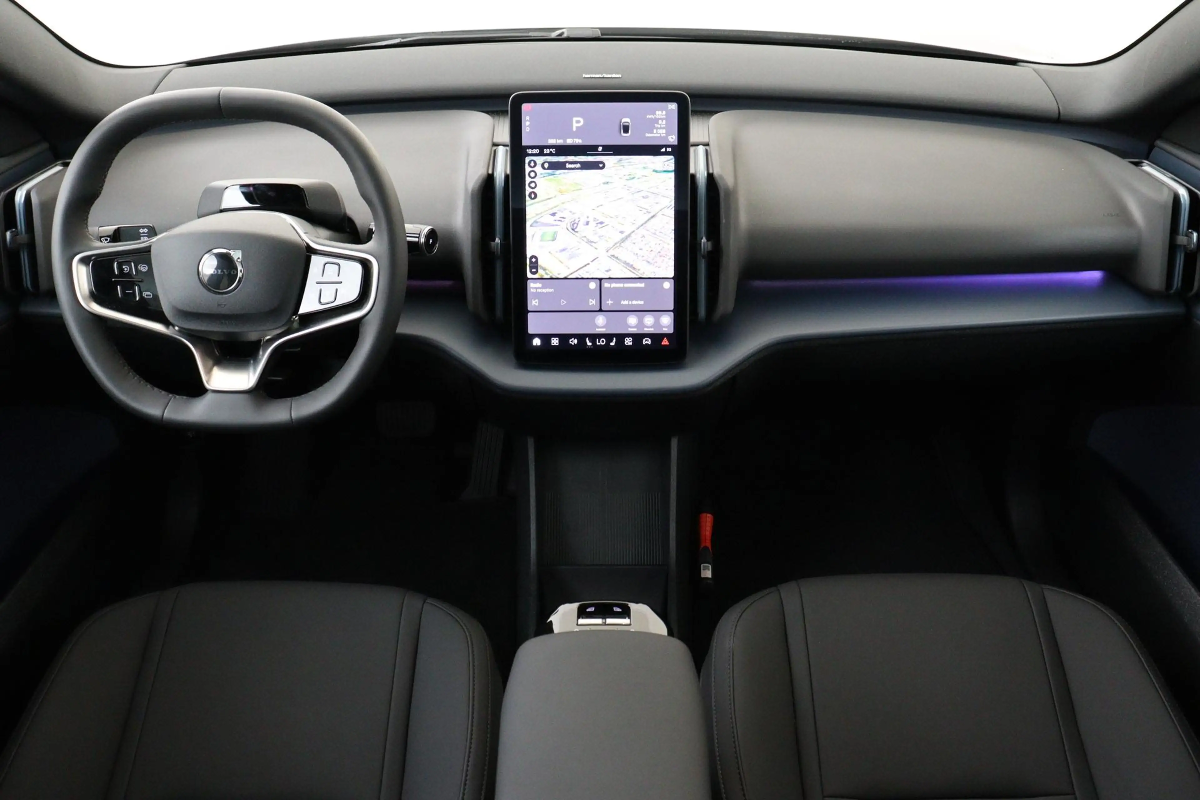 Volvo EX30 SINGLE MOTOR EXTENDED RANGE ULTRA 69 kWh -PANO.DAK — photo 4