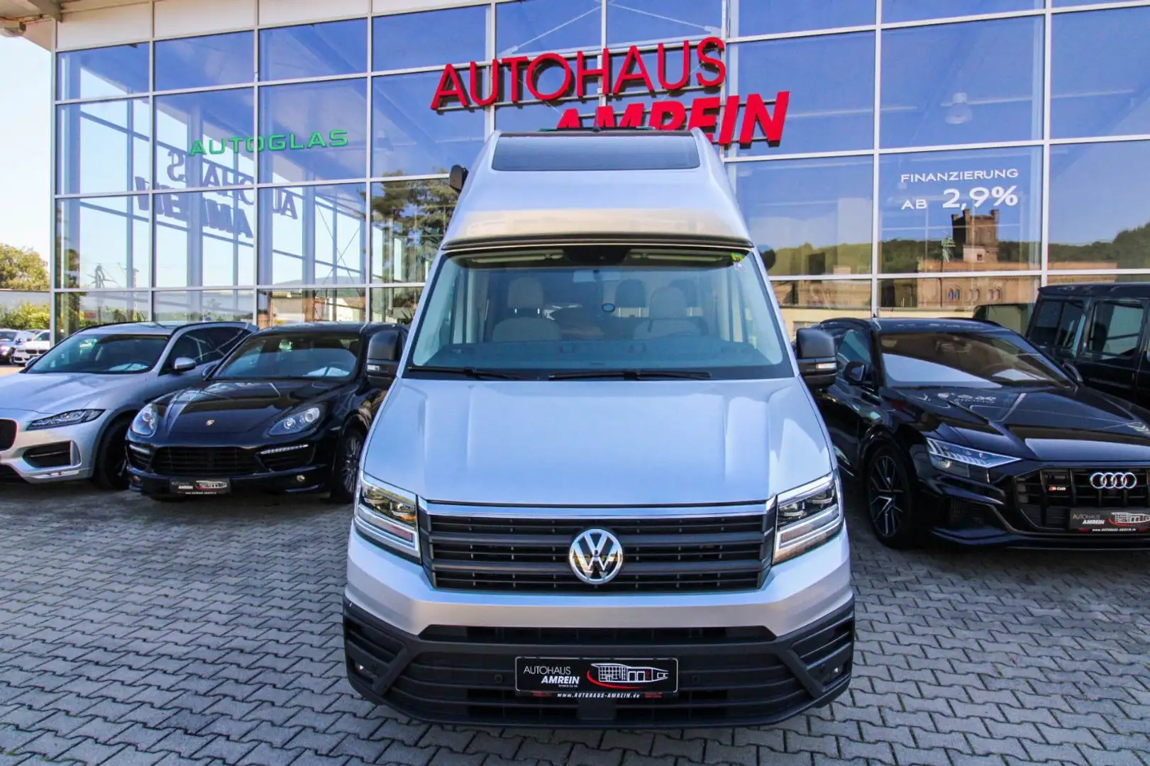 Volkswagen Crafter Grand California 600 FW/AHK/Doppelbett/ Silber - 2