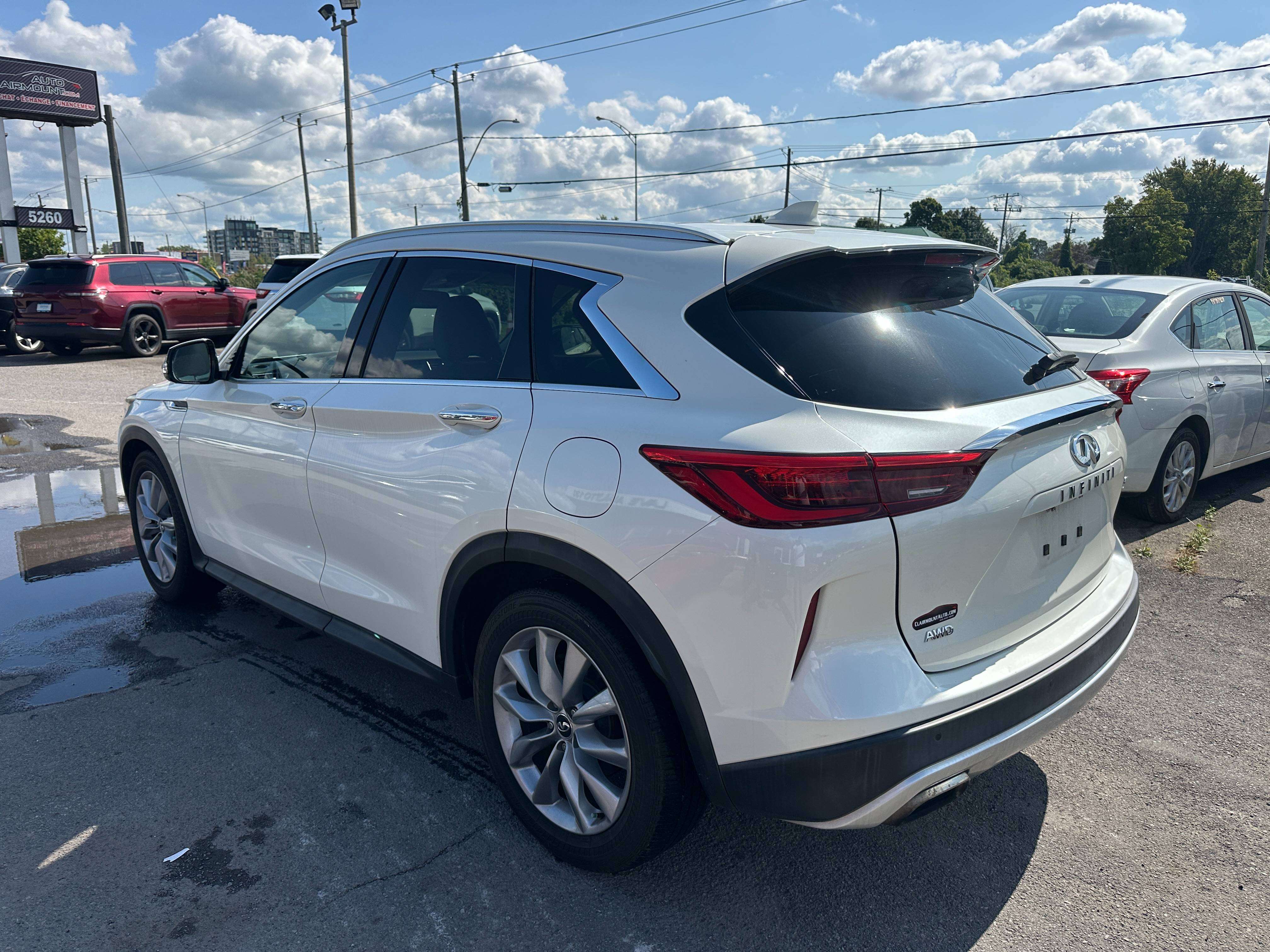 2019 Infiniti QX50 Essential - Image 3