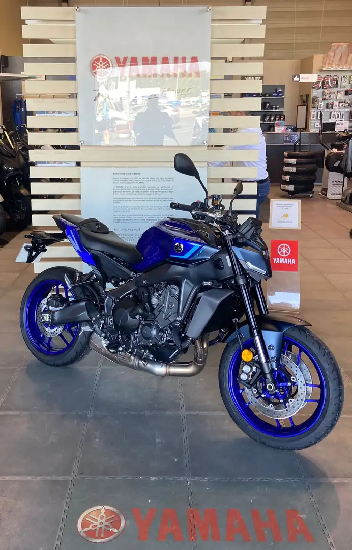 Yamaha MT-09 Modrá - 1