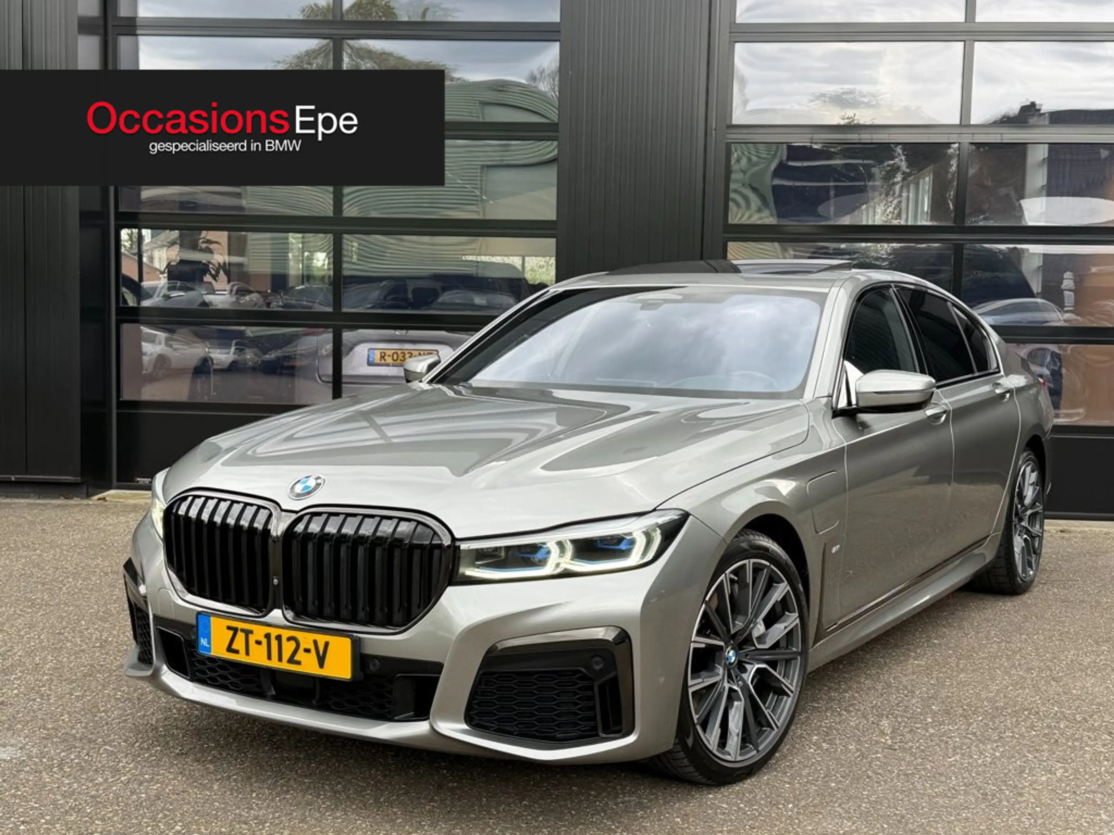 BMW 745 7-Serie 745e M-Sport Schuifdak Donington Grau