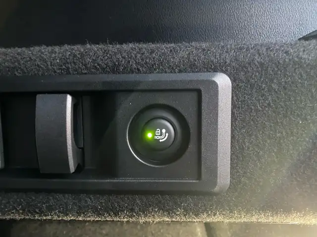 BMW X3 view 13