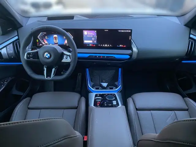 BMW X3 view 10