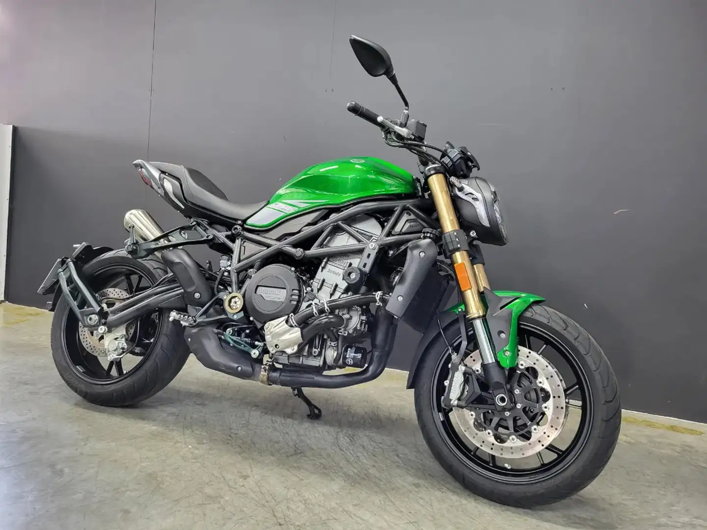 Benelli 752 S - 1