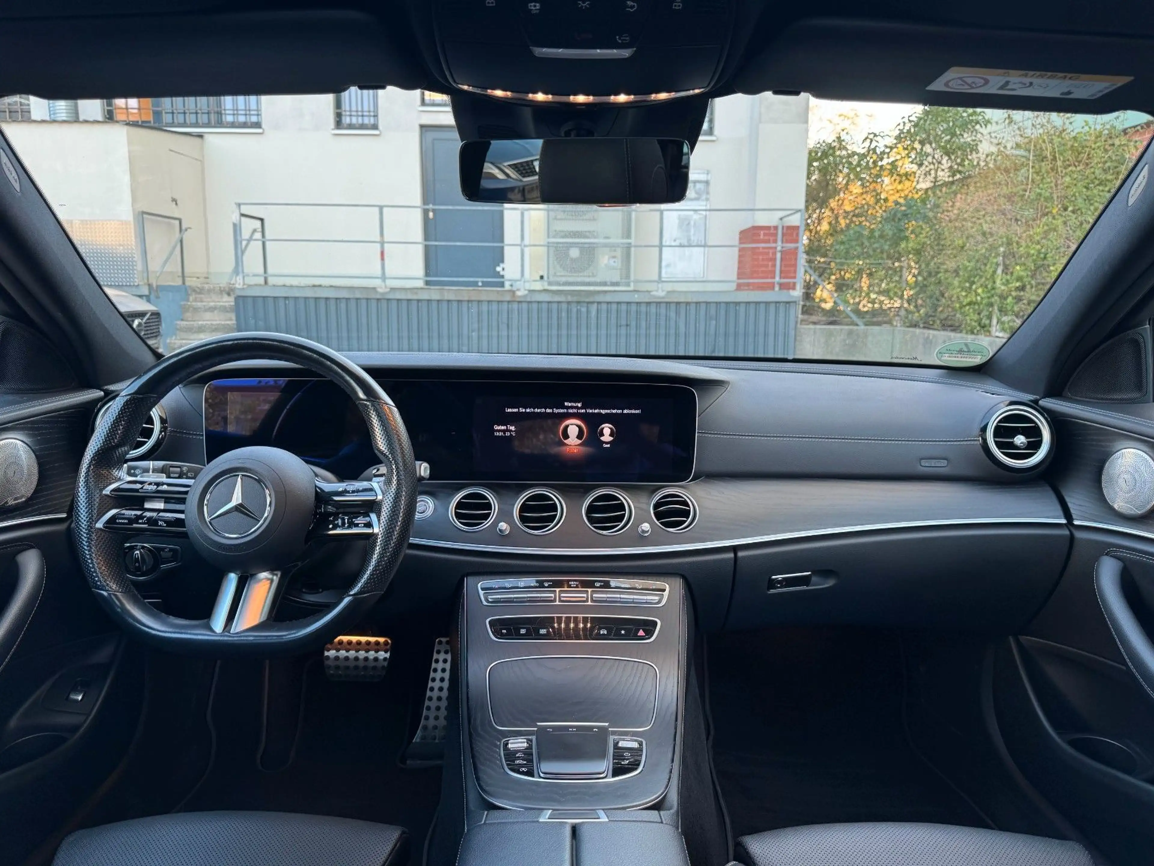 Mercedes-Benz E 400 d T-Modell 4Matic AMG Burmester Pano Luft — photo 14