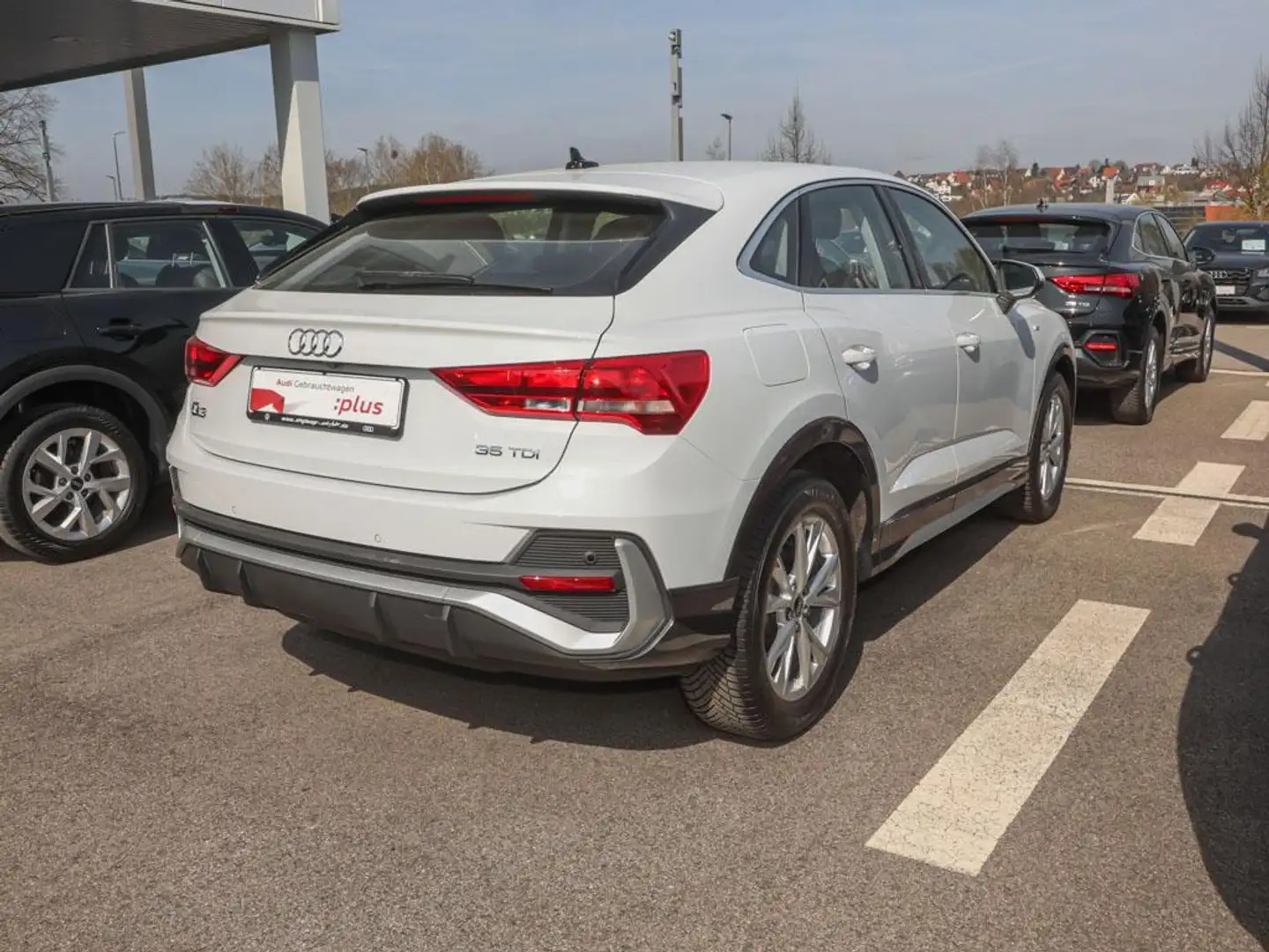 Audi Q3 Sportback S line 35 TDI ACC+KAMERA+NAVI+VC Weiß - 2