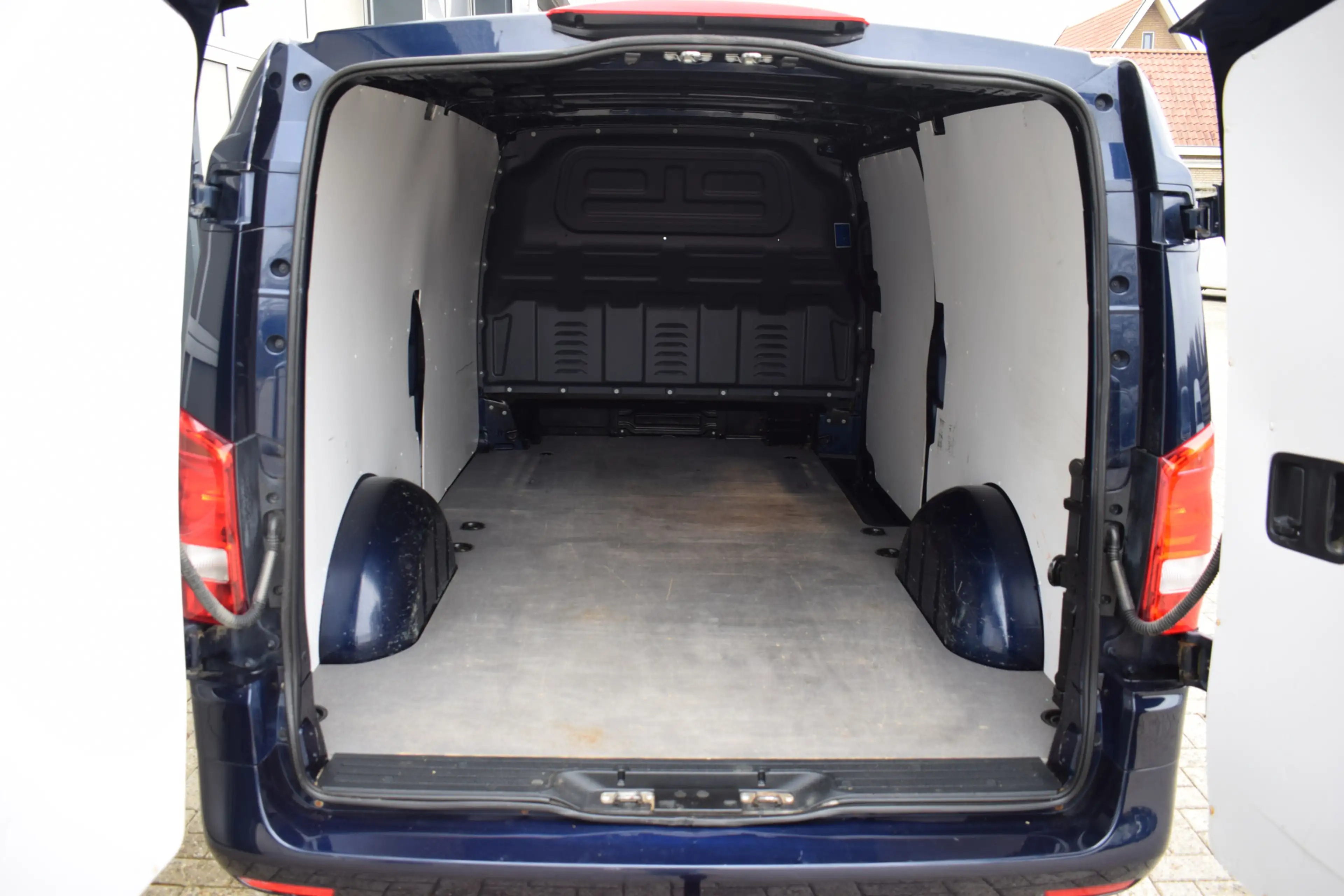 Mercedes-Benz Vito 114 CDI 19 inch | Trekhaak — photo 11