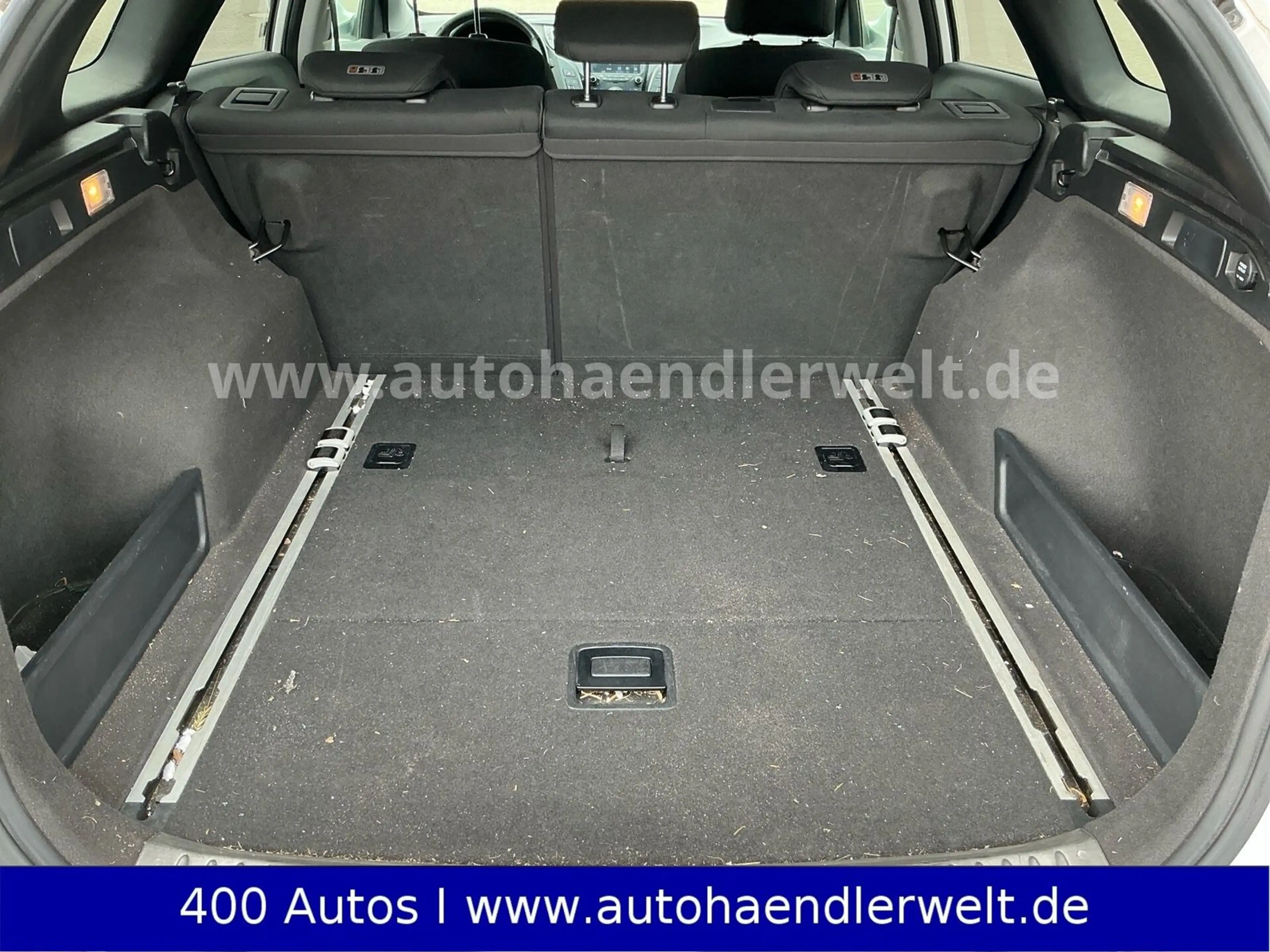 Hyundai i40 Kombi 1.7 CRDi Automatik Premium — photo 8