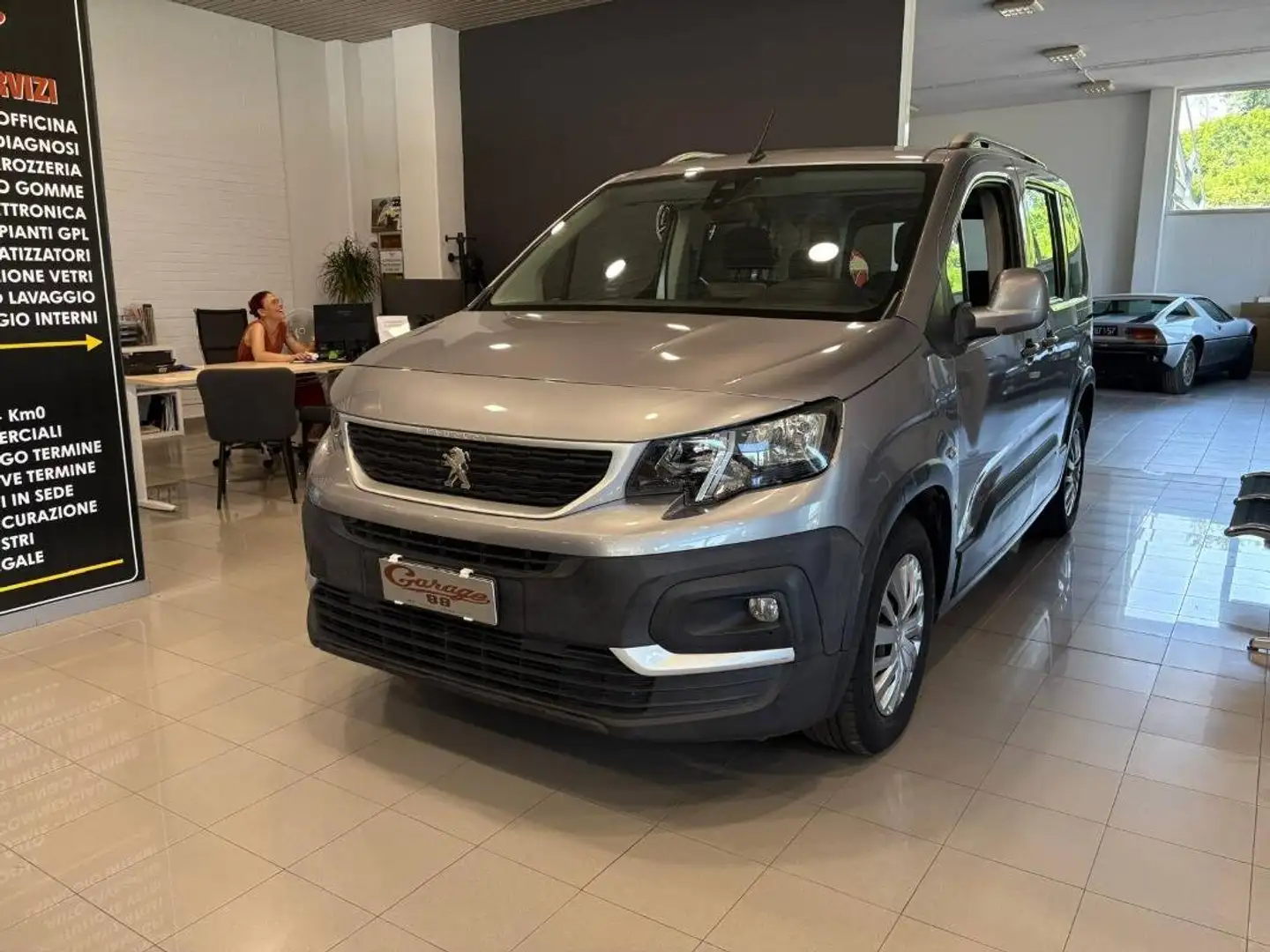 Peugeot Rifter 1.5 bluehdi Active 100cv Argento - 1
