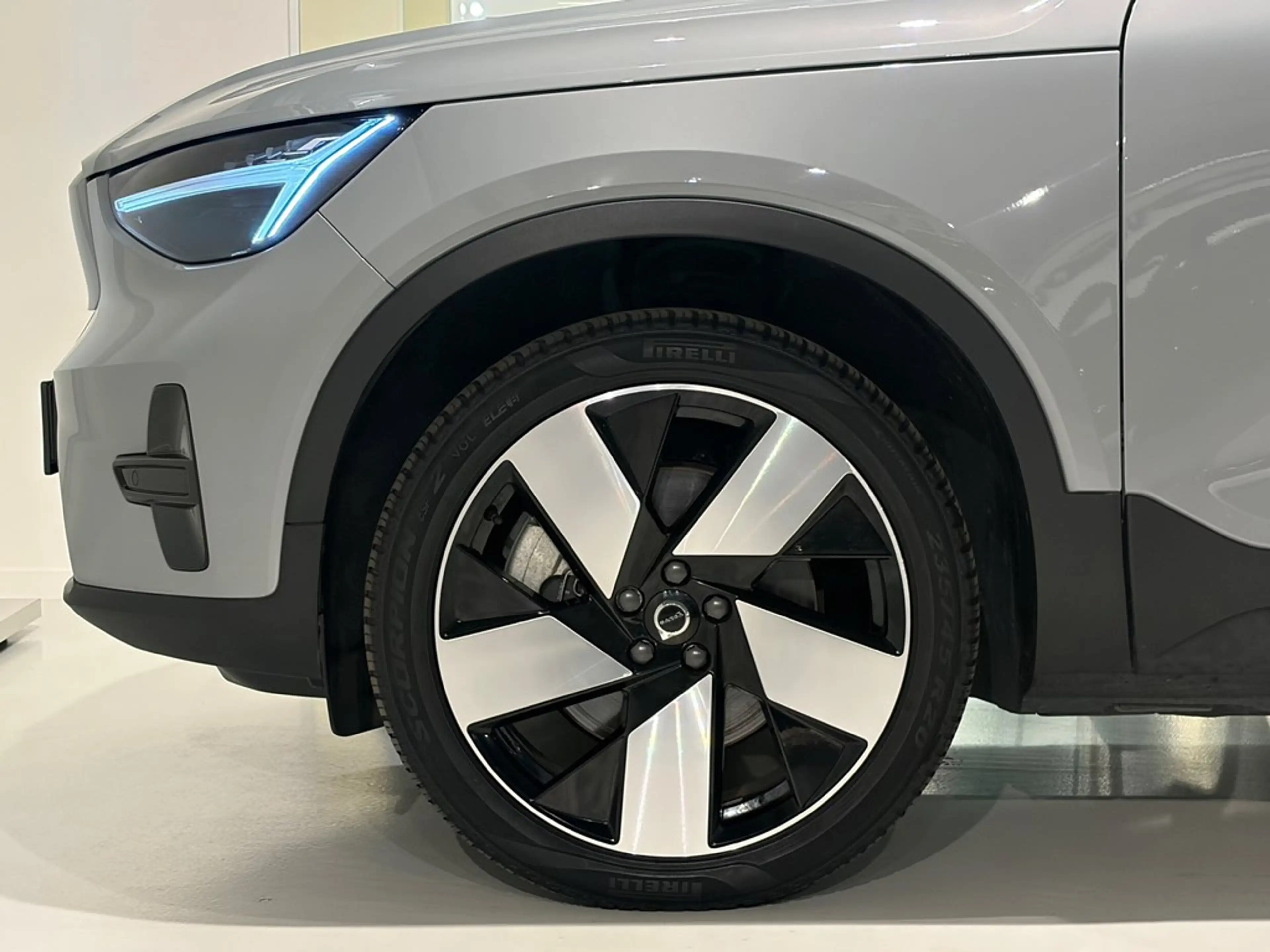 Volvo C40 Recharge Plus Extended range — photo 3