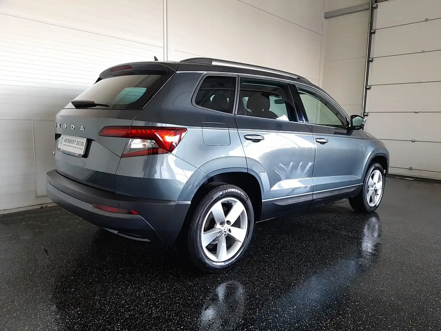 Skoda Karoq 2,0 TDI DSG *VOLL-LED / 17 ZOLL / NAVI / ACC / ... Grau - 2