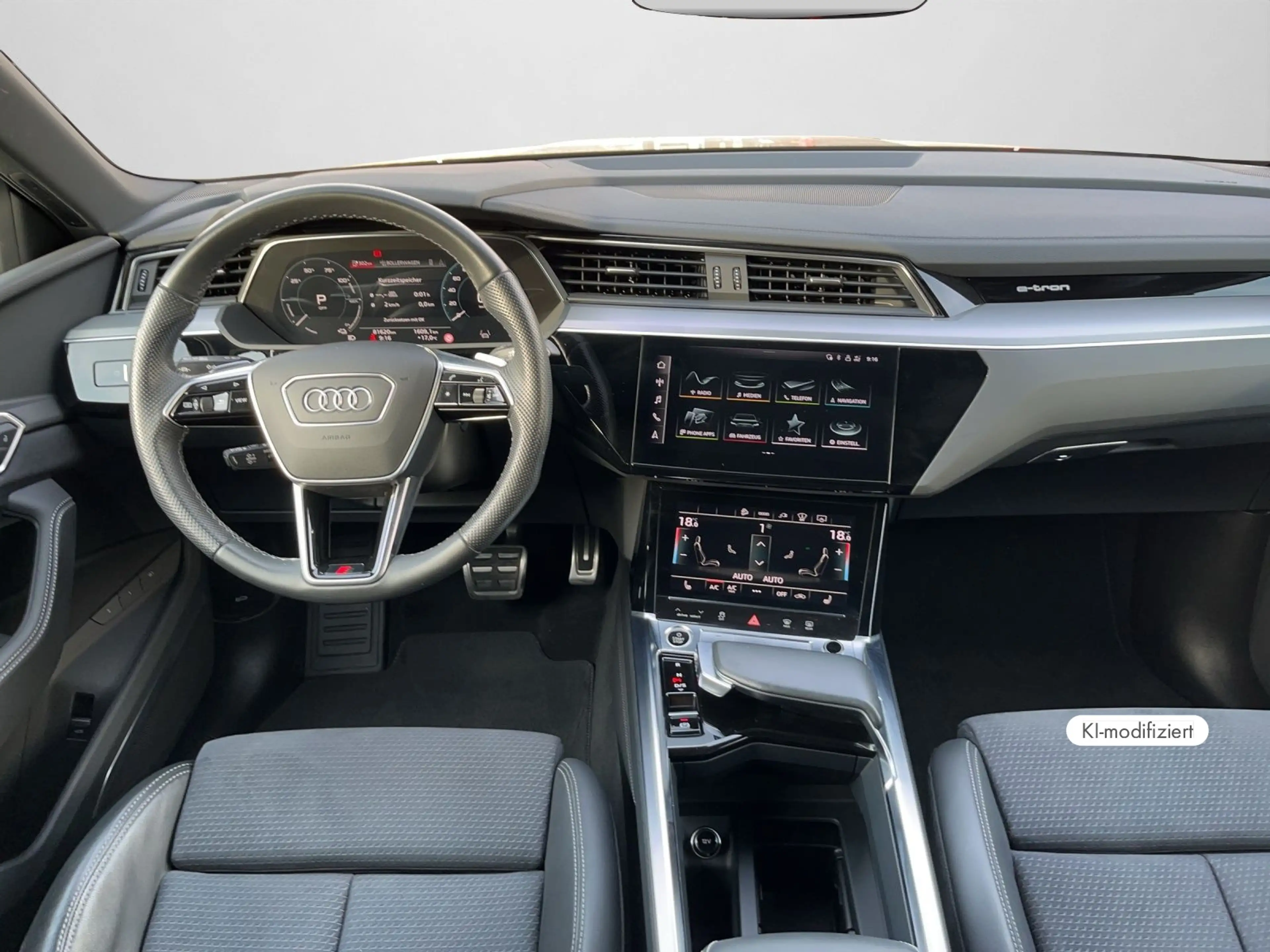 Audi Q8 e-tron Advanced 50 e-tron quattro 2 — photo 3