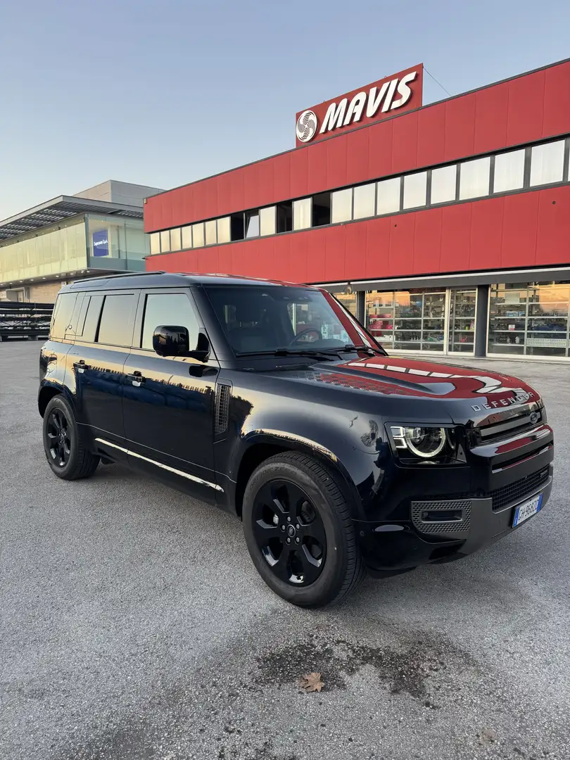 Land Rover Defender 110 3.0d i6 mhev X-Dynamic SE awd 200cv auto - 1