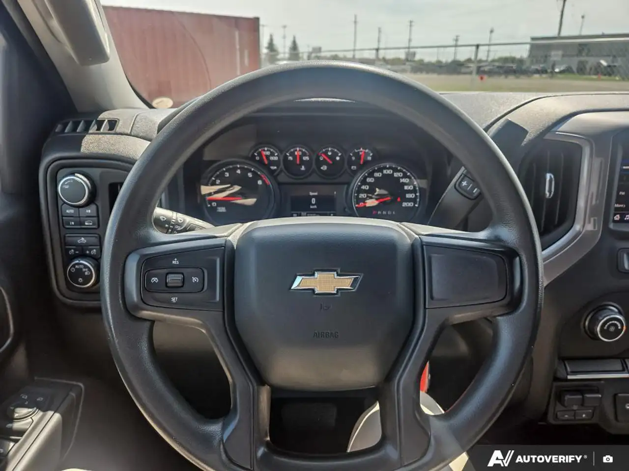 Chevrolet Silverado 1500 снимка Chevrolet Silverado 1500
