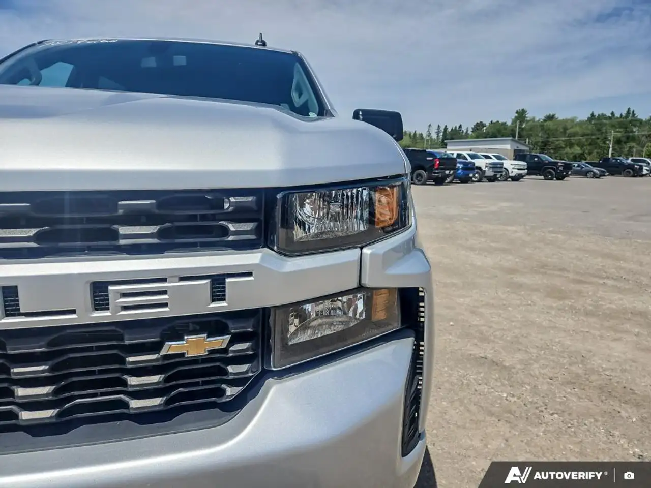 Chevrolet Silverado 1500 снимка Chevrolet Silverado 1500