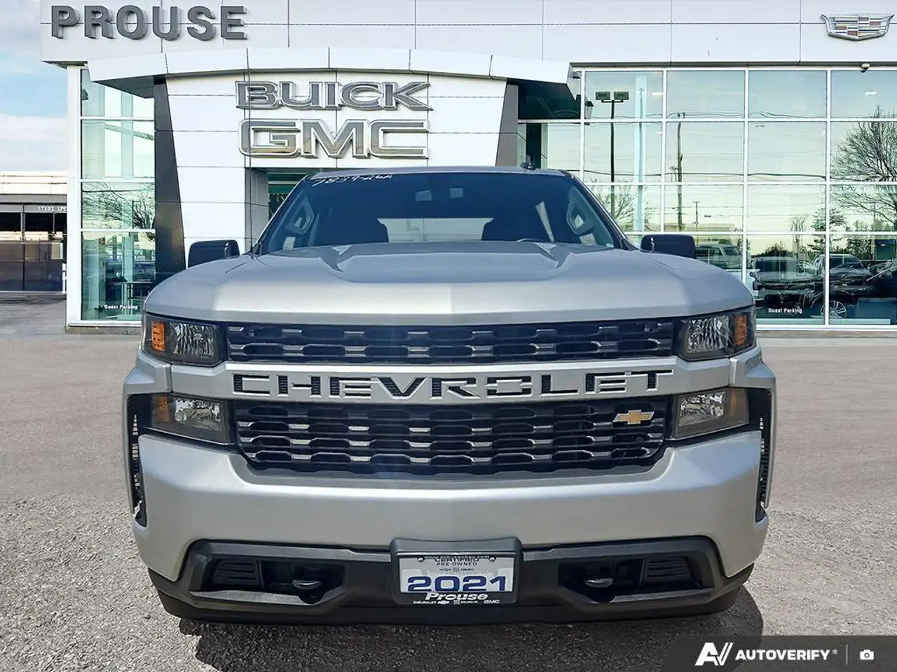 Chevrolet Silverado 1500 снимка Chevrolet Silverado 1500