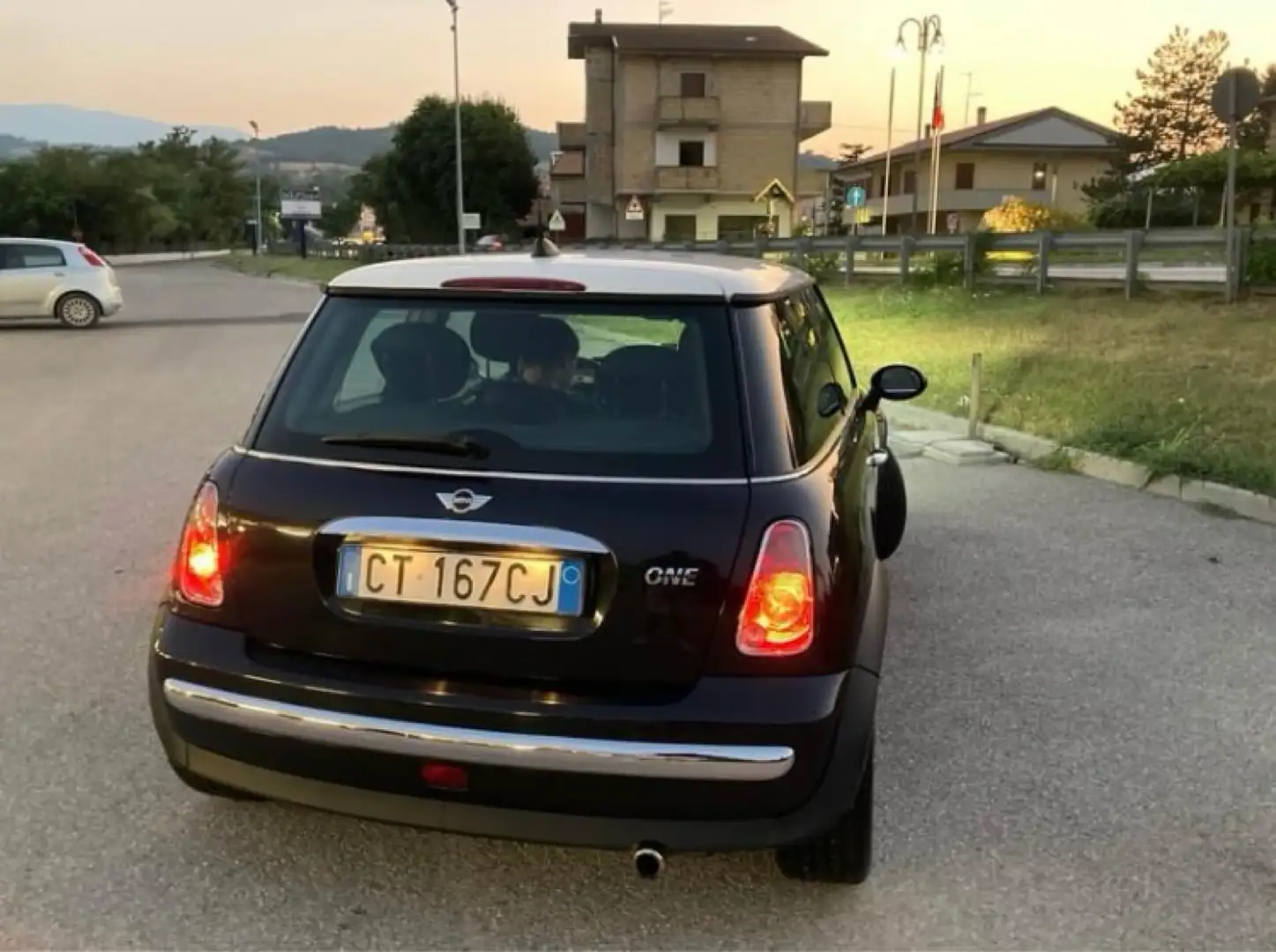 MINI One 1.6 De Luxe CL Fekete - 2