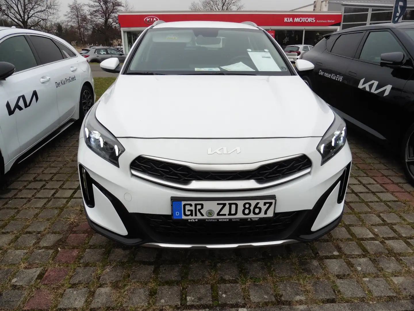 Kia XCeed 1.0 T-GDI OPF VISION, Navi,LED Weiß - 2