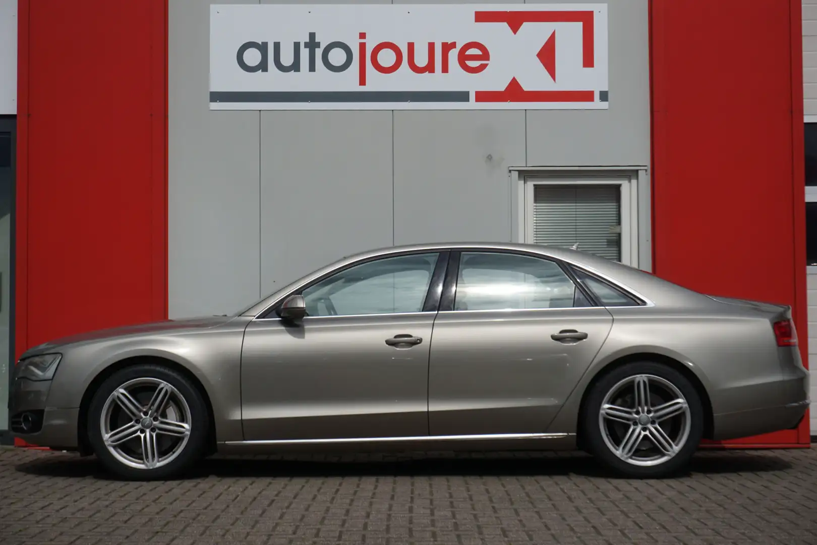 Audi A8 4.2 FSI quattro Pro Line+ | Origineel NL | ACC | N Beige - 2