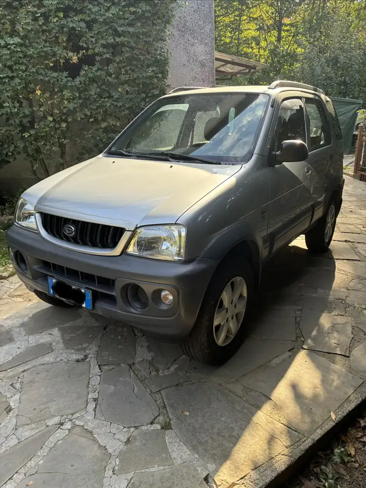 Daihatsu Terios 1.3i 16v Cat 4WD cx 4x4 — photo 1 of 7