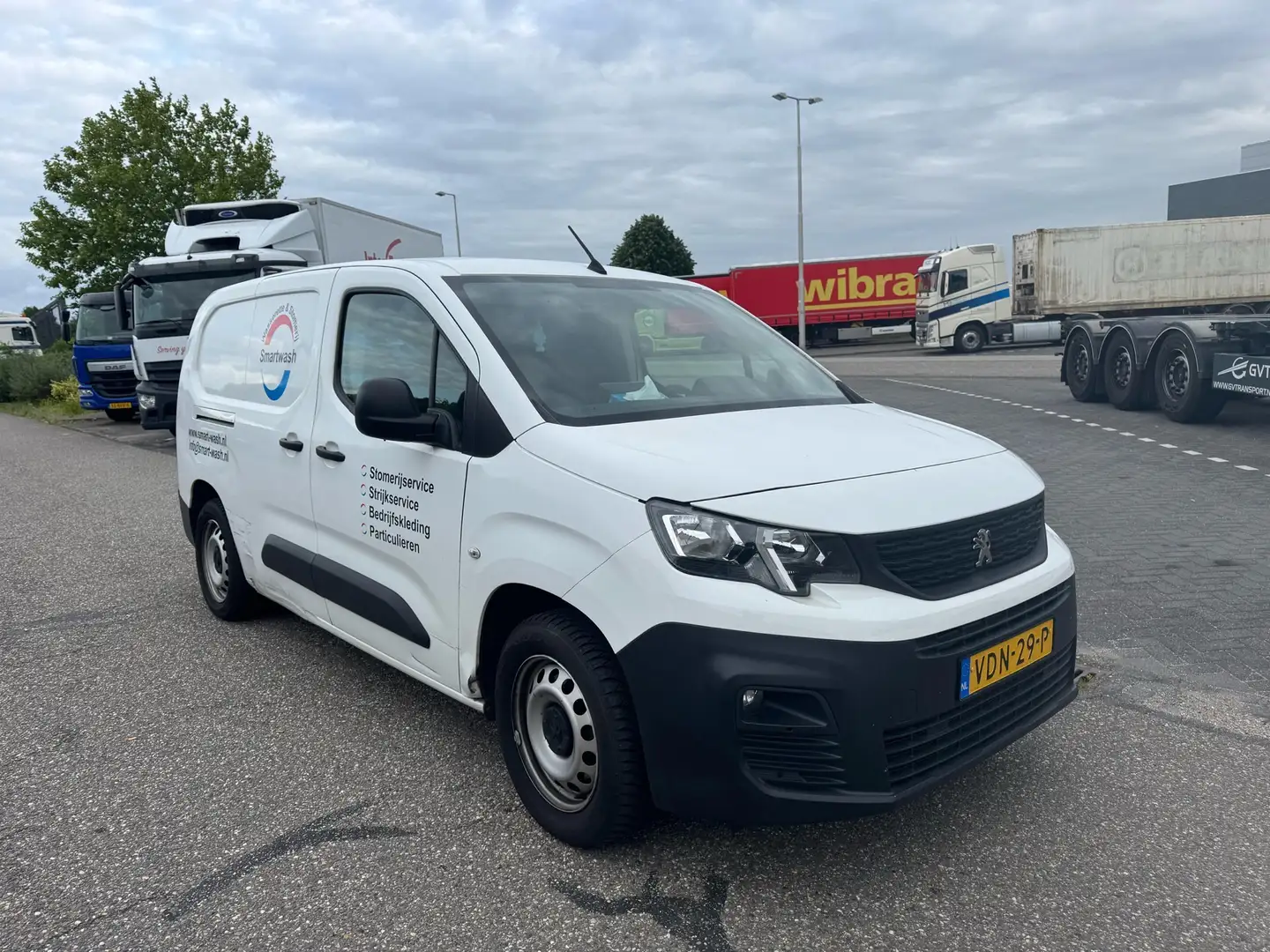 Peugeot Partner 1.5 Bl.HDI Prem Long Wit - 2