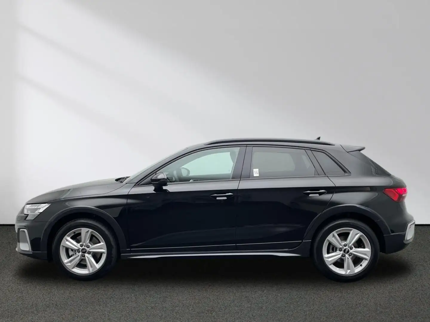 Audi A3 allstreet 35 TFSI S tronic Kamera Navi LED Schwarz - 2