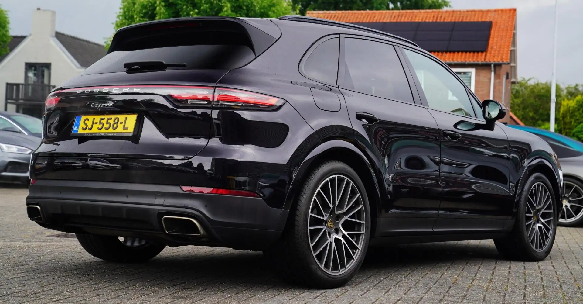 Porsche Cayenne 3.0 S | Panorama | Dealer onderhouden | 360 Camera Zwart - 2