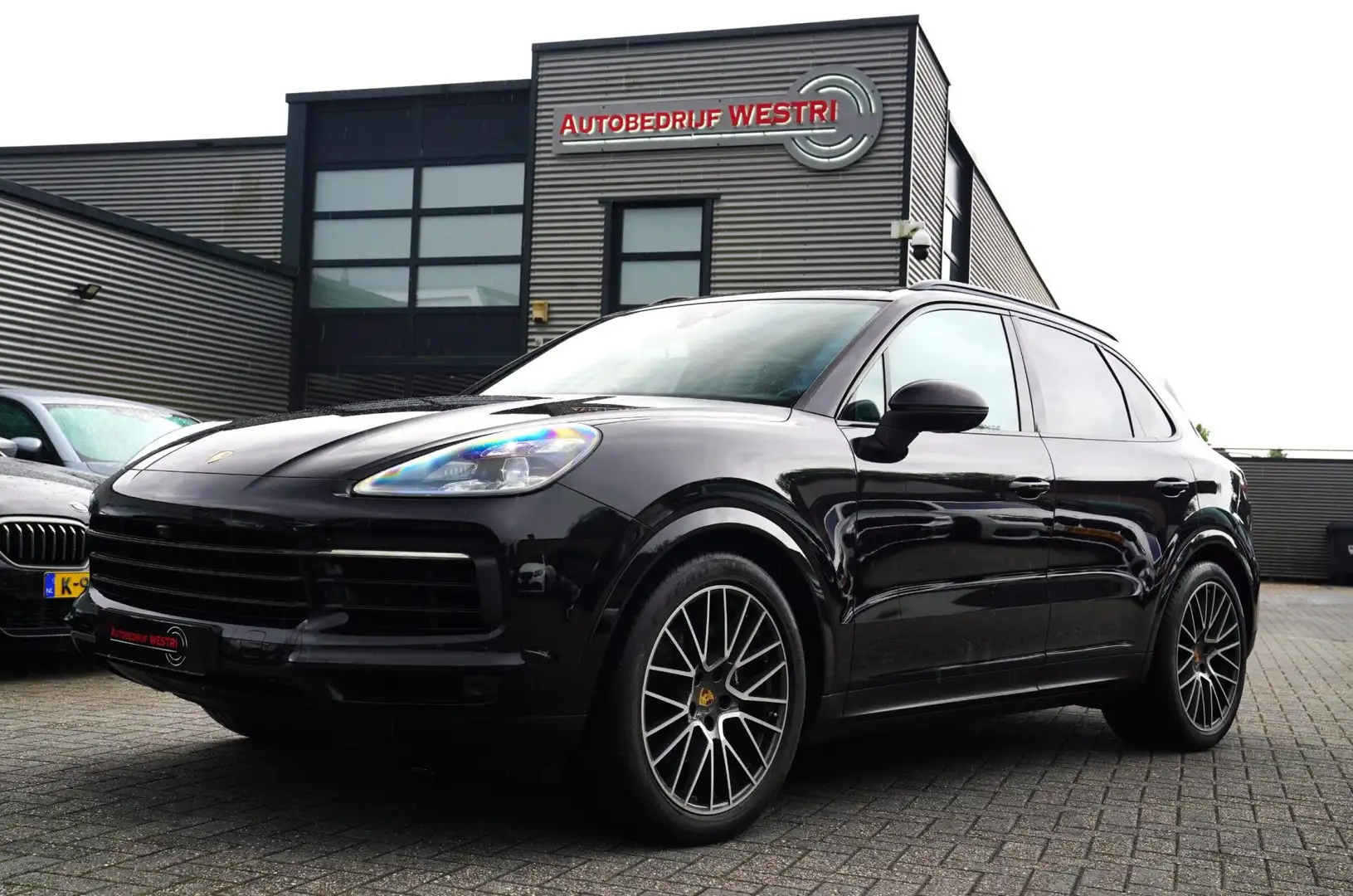 Porsche Cayenne 3.0 S | Panorama | Dealer onderhouden | 360 Camera Zwart - 1